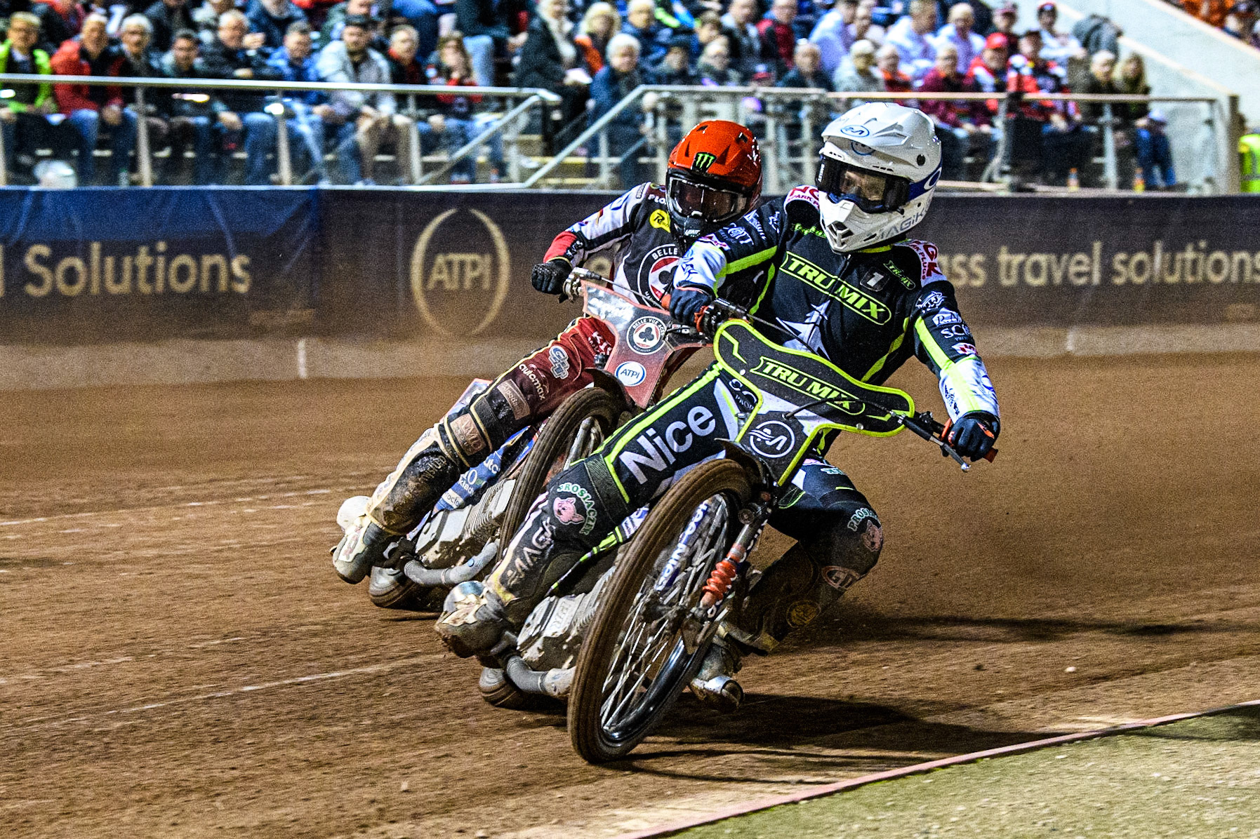Emil Sayfutdinov  (White) leads  Dan Bewley (Red) during the Sports Insure Premiership Semi Final Playoff 2nd leg match between Belle Vue Aces and Ipswich Witches at the National Speedway Stadium, Manchester on Monday 25th September 2023. (Photo: Ian Charles | MI News)