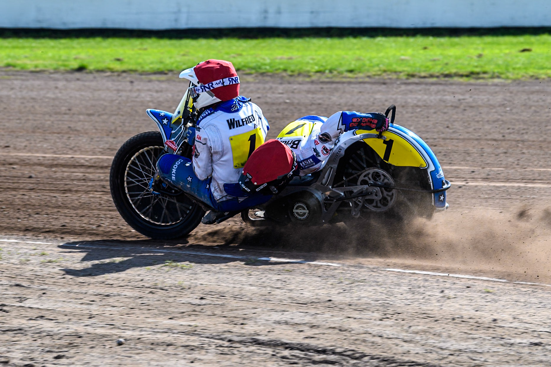 Wilfred Detz &amp; Britget Portijk (1) of The Netherlands in action during the FIM Long Track World Championship Final 5 at the Speed Centre Roden, Roden, Netherlands on Sunday 22nd September 2024. (Photo: Ian Charles | MI News)