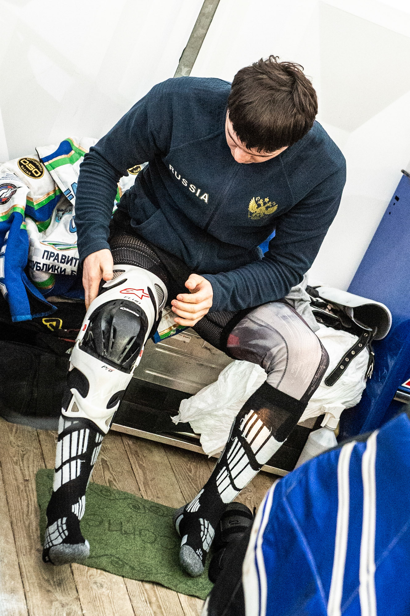Photo: Ian Charles

Dinar Valeev puts on his protective gear before he puts on his Kevlars

FIM Ice Speedway Gladiators World Championship, Event 5.1, Ice Rink Thialf, Heerenveen, Netherlands Saturday  30  March  2019