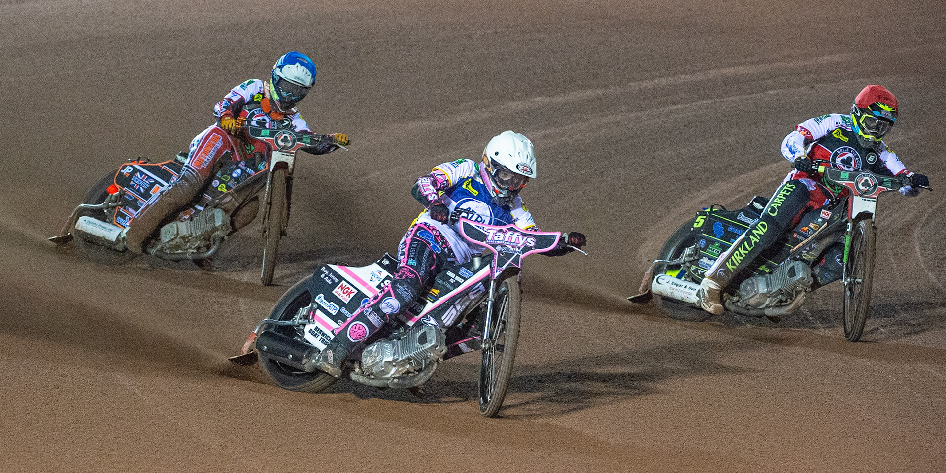 Photo: Ian CharlesLeon Flint of the 'ATPI' All Stars (White) leads Jordan Palin of Belle Vue 'BikeRight' Aces (Blue) and Kyle Bickley of Belle Vue 'BikeRight' Aces (Red)Belle Vue ‘Bikerite ’Aces v ‘ATPI’ All Stars, Premiership Challenge, National Speedway Stadium, Manchester Thursday  24  September  2020