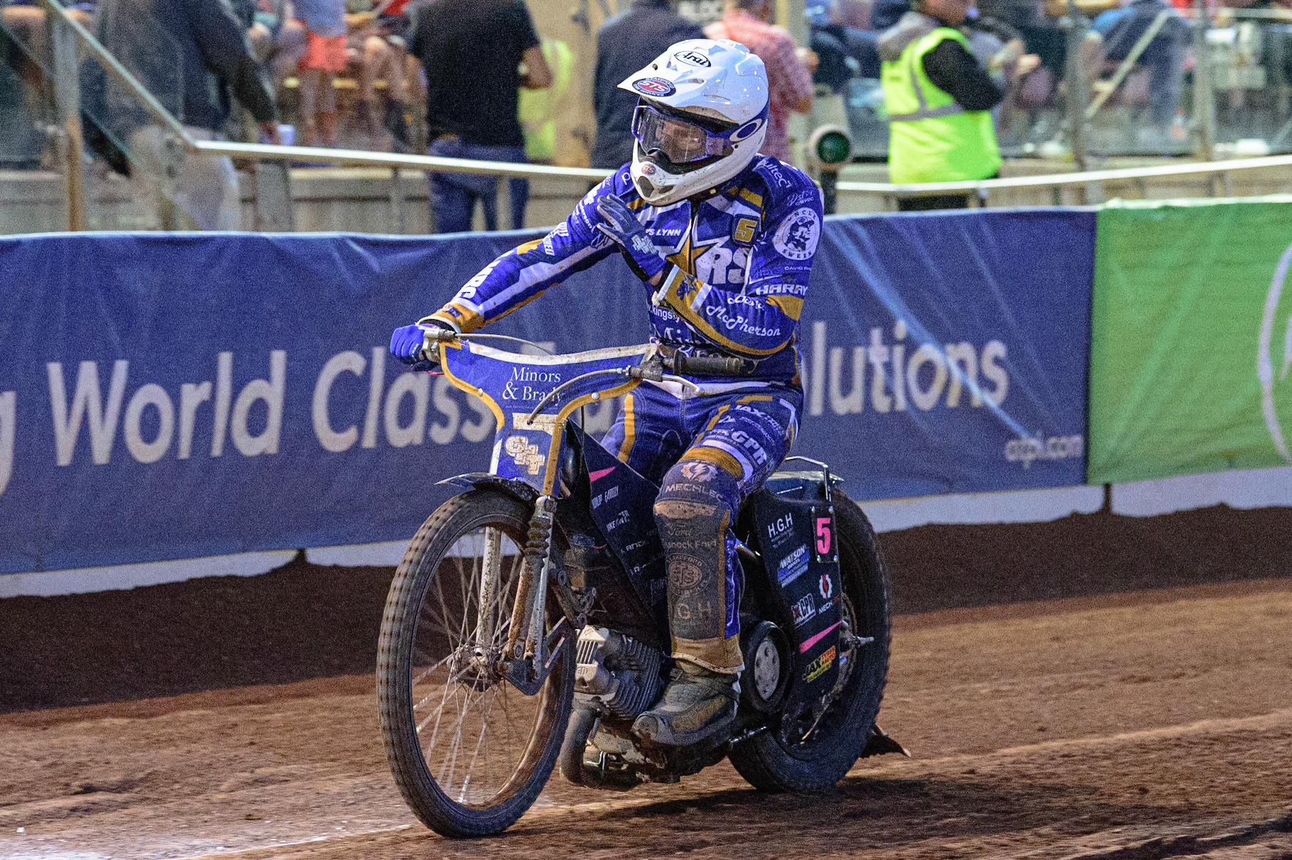 MANCHESTER UK Josh Pickering acknowledges the applause after his heat win  during the SGB Premiership match between Belle Vue Aces and King's Lynn Stars at the National Speedway Stadium, Manchester on Monday 11th July 2022. (Credit: Ian Charles | MI News)