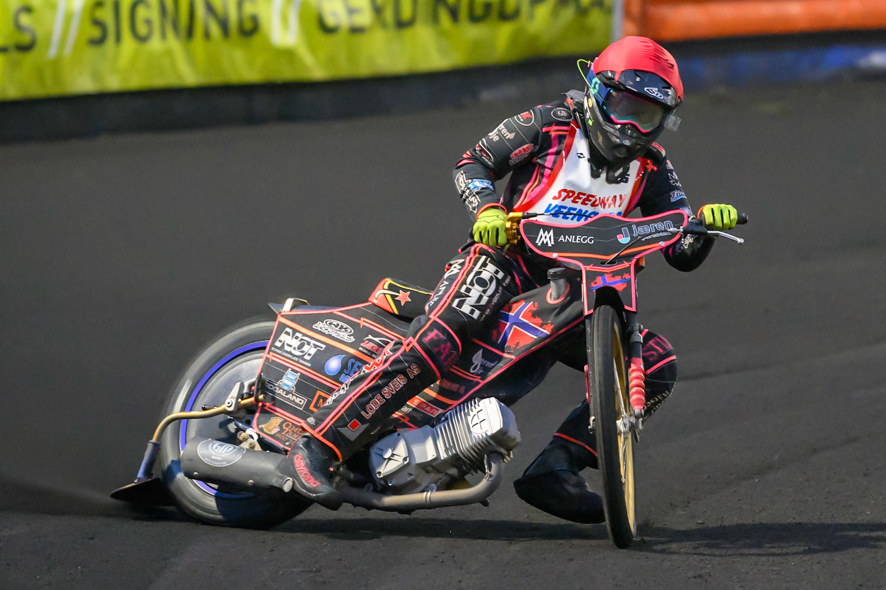 Glenn Moi of Norway in action during the Gouden KENNY Helm at Speedway Veenoord, Veenoord in the Netherlands on Saturday 19th September 2026. (Photo: Ian Charles | MI News)
