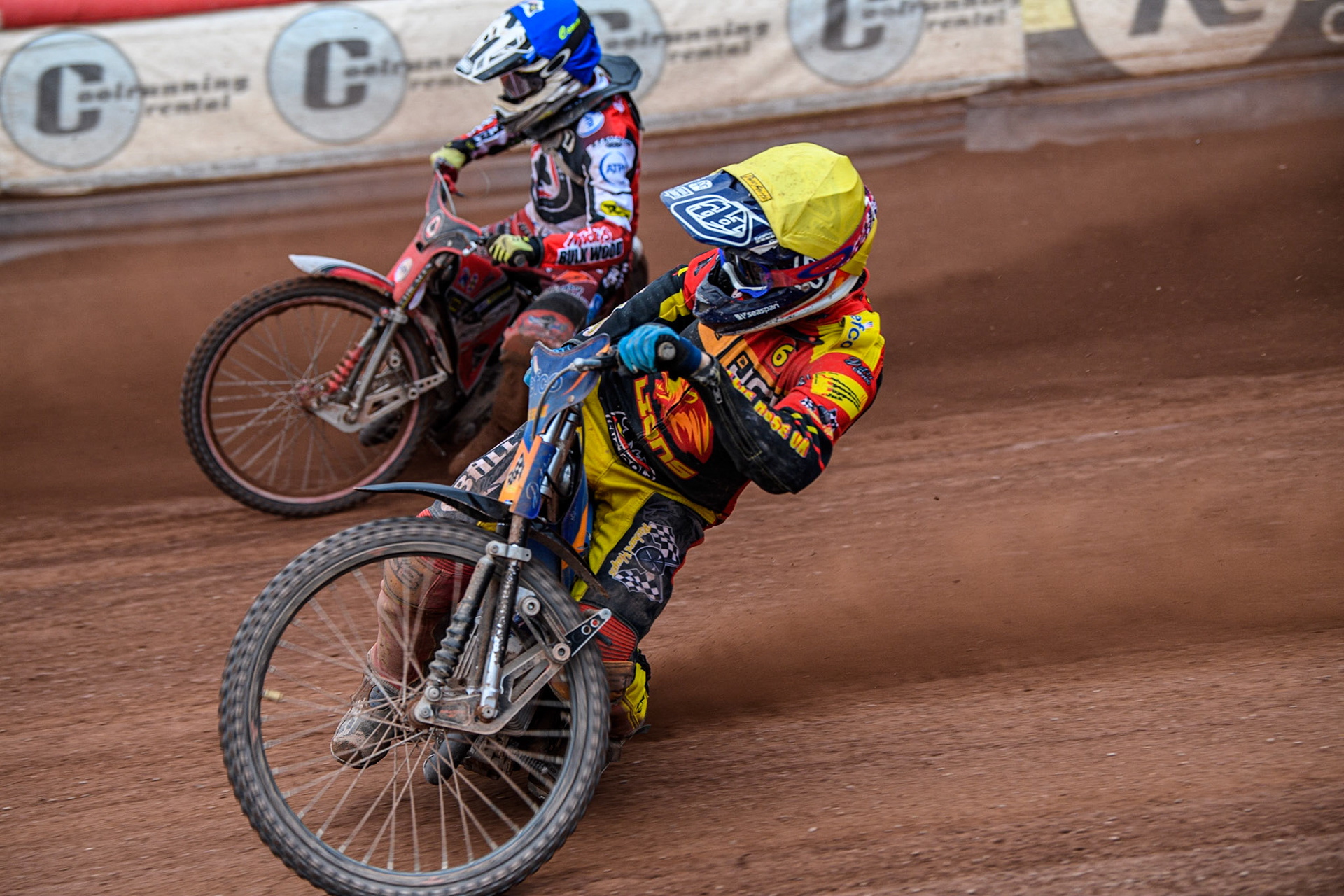 Jake Allen (White) inside Connor Bailey (Blue) during the Sports Insure Premiership match between Belle Vue Aces and Leicester Lions at the National Speedway Stadium, Manchester on Monday 28th August 2023. (Photo: Ian Charles | MI News)