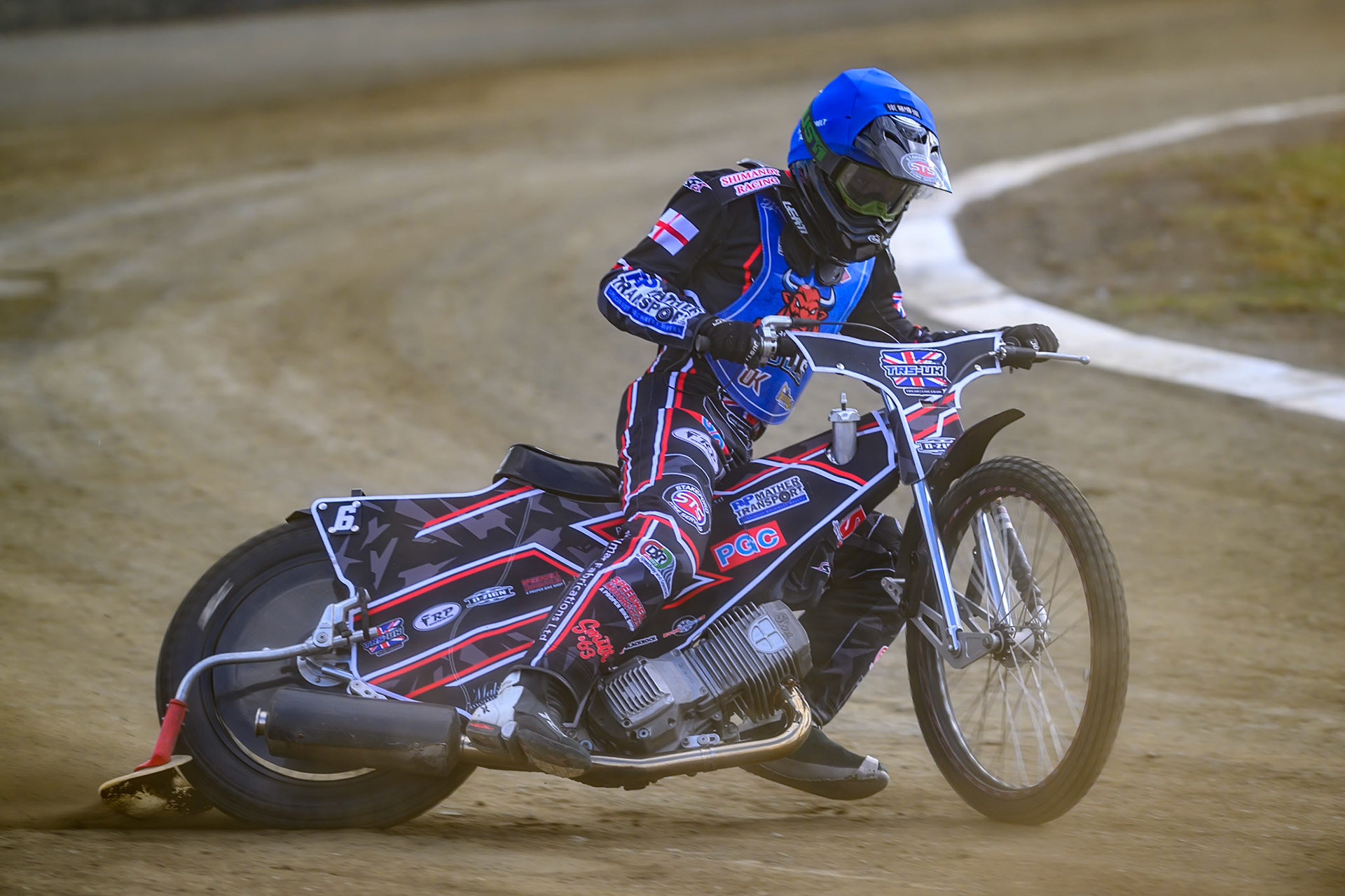 Jack Shimelt of Buxton Bulls   in action during the  Challenge match between Buxton Bulls and NDL Nomads at Hi-Edge Speedway, Buxton on Sunday 19th April 2026. (Photo: Ian Charles | MI News)