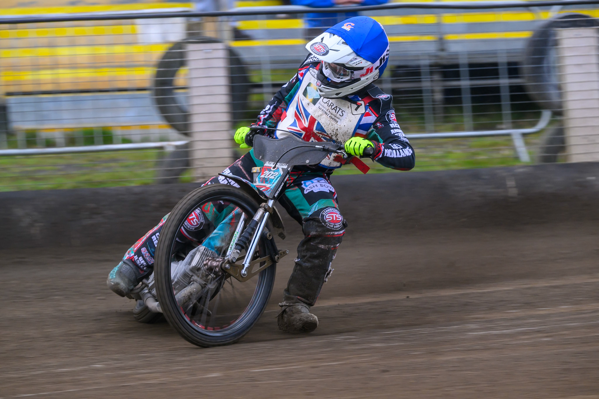 Alfie Bowtell in action during the Derbyshire Open at Hi-Edge Speedway, Buxton on Sunday 27th September 2026. (Photo: Ian Charles | MI News)