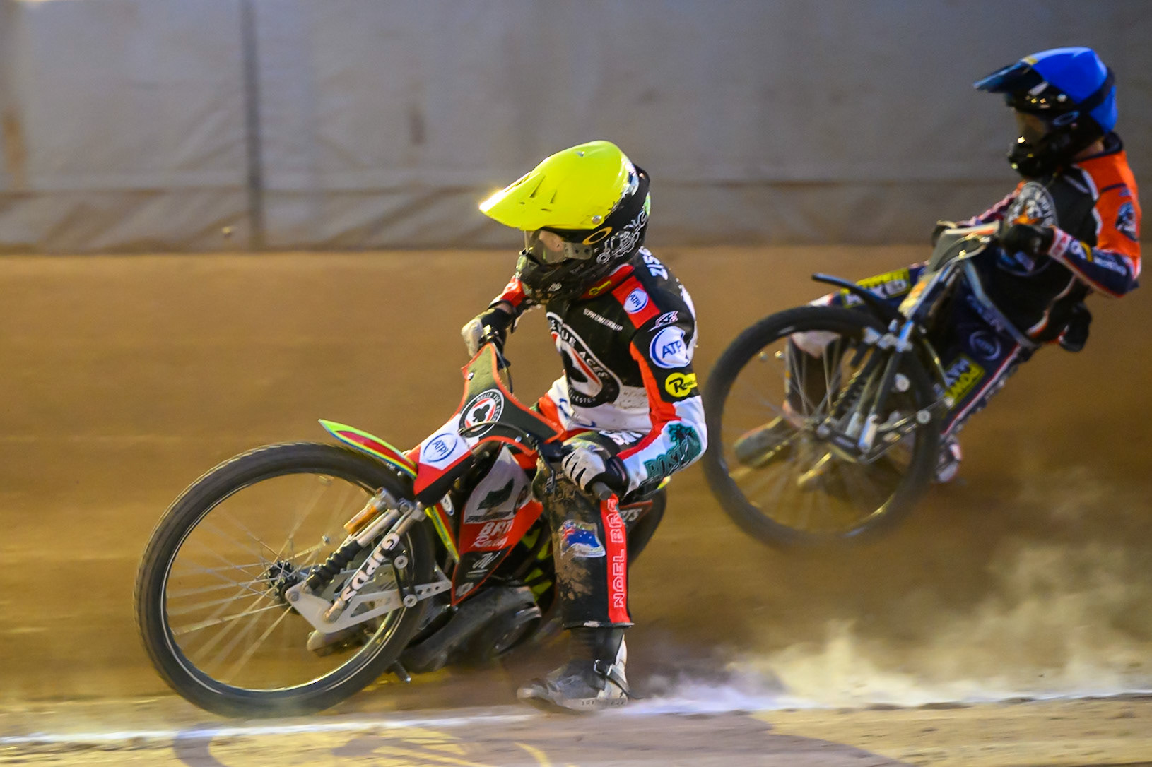 Tate Zischke of Belle Vue Aces  in Yellow leading Adam Ellis of Northampton Foxes  in Blue during the Rowe Motor Oil Premiership match between Northampton Foxes and Belle Vue Aces at Northampton International Shaleway, Northampton on Thursday 13th August 2026. (Photo: Ian Charles | MI News)