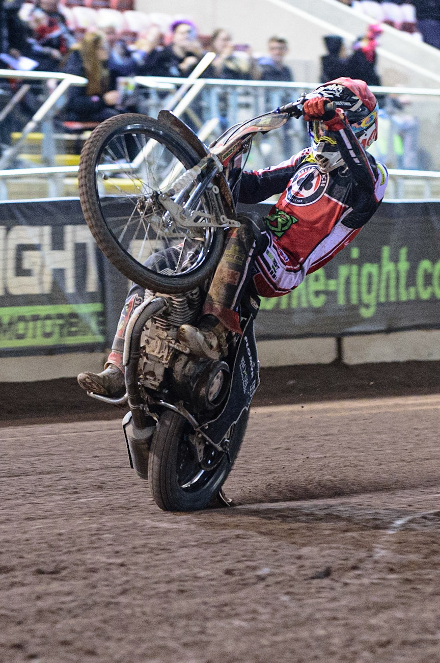 MANCHESTER, UK. OCT 7TH  Dan Bewley  wheelies during the SGB Premiership Play off Semi-Final Second Leg between Belle Vue Aces and Sheffield Tigers at the National Speedway Stadium, Manchester on Thursday 7th October 2021. (Credit: Ian Charles | MI News)
