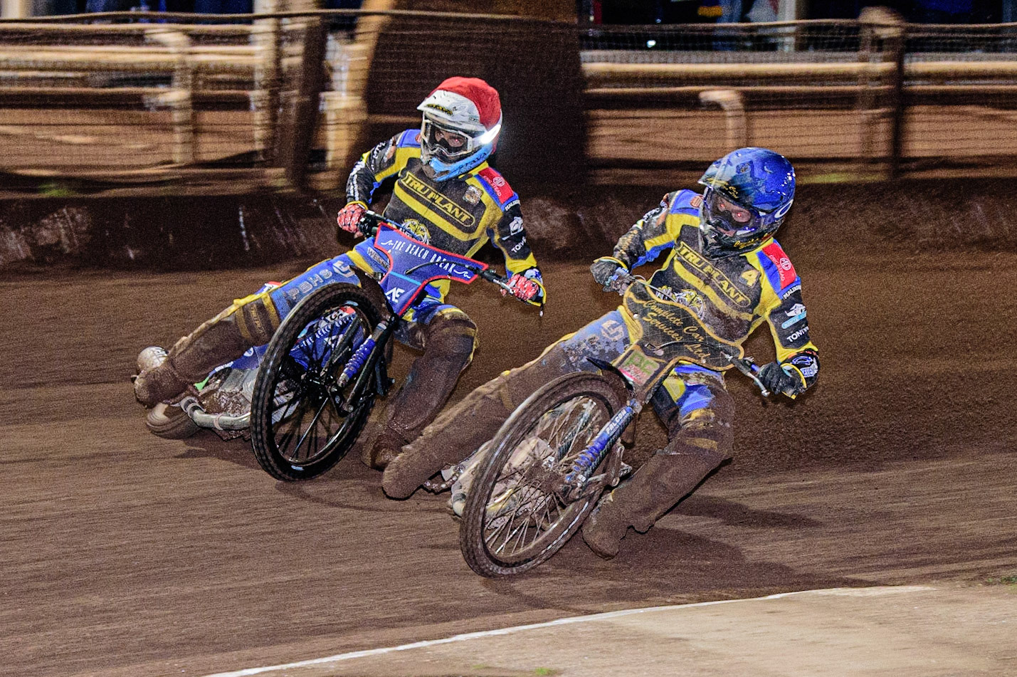 Adam Ellis  (Red) and Kyle Howarth  (Blue) on their way to scoring maximum points during the Sheffield Tigers vs Belle Vue Aces meeting in the SGP Premiership at Owlerton Stadium, Sheffield on Thursday 23rd March 2023. (Photo: Ian Charles | MI News)