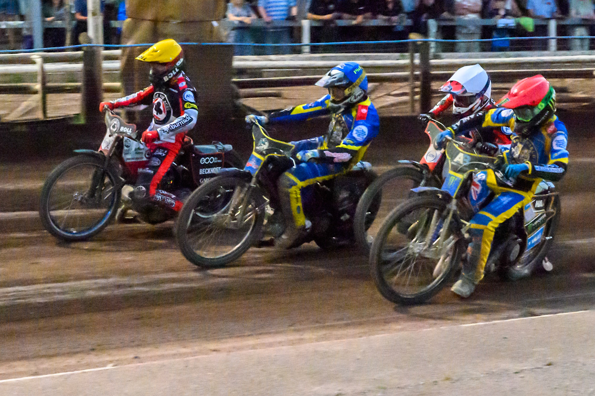 Jack Holder of Sheffield Tigers in Red rides inside Zach Cook of Belle Vue Aces in White, Josh Pickering of Sheffield Tigers in Blue and Brady Kurtz of Belle Vue Aces in Yellow during the Rowe Motor Oil Premiership match between Sheffield Tigers and Belle Vue Aces at Owlerton Stadium, Sheffield on Monday 25th May 2026. (Photo: Ian Charles | MI News)