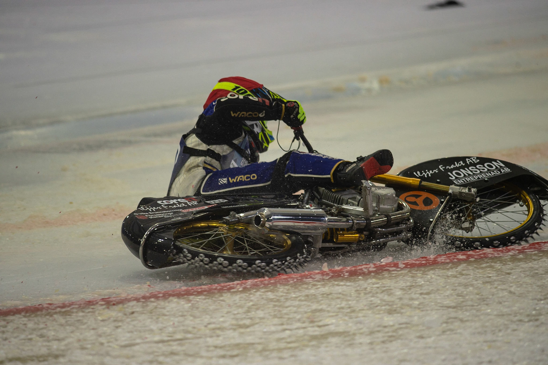 Jimmy Hörrnell (237)  crashes in heat 7 HEERENVEEN, NL. during the FIM Ice Speedway Gladiators World Championship Final 3 at Ice Rink Thialf, Heerenveen on Saturday  2 April 2022. (Credit: Ian Charles | MI News)