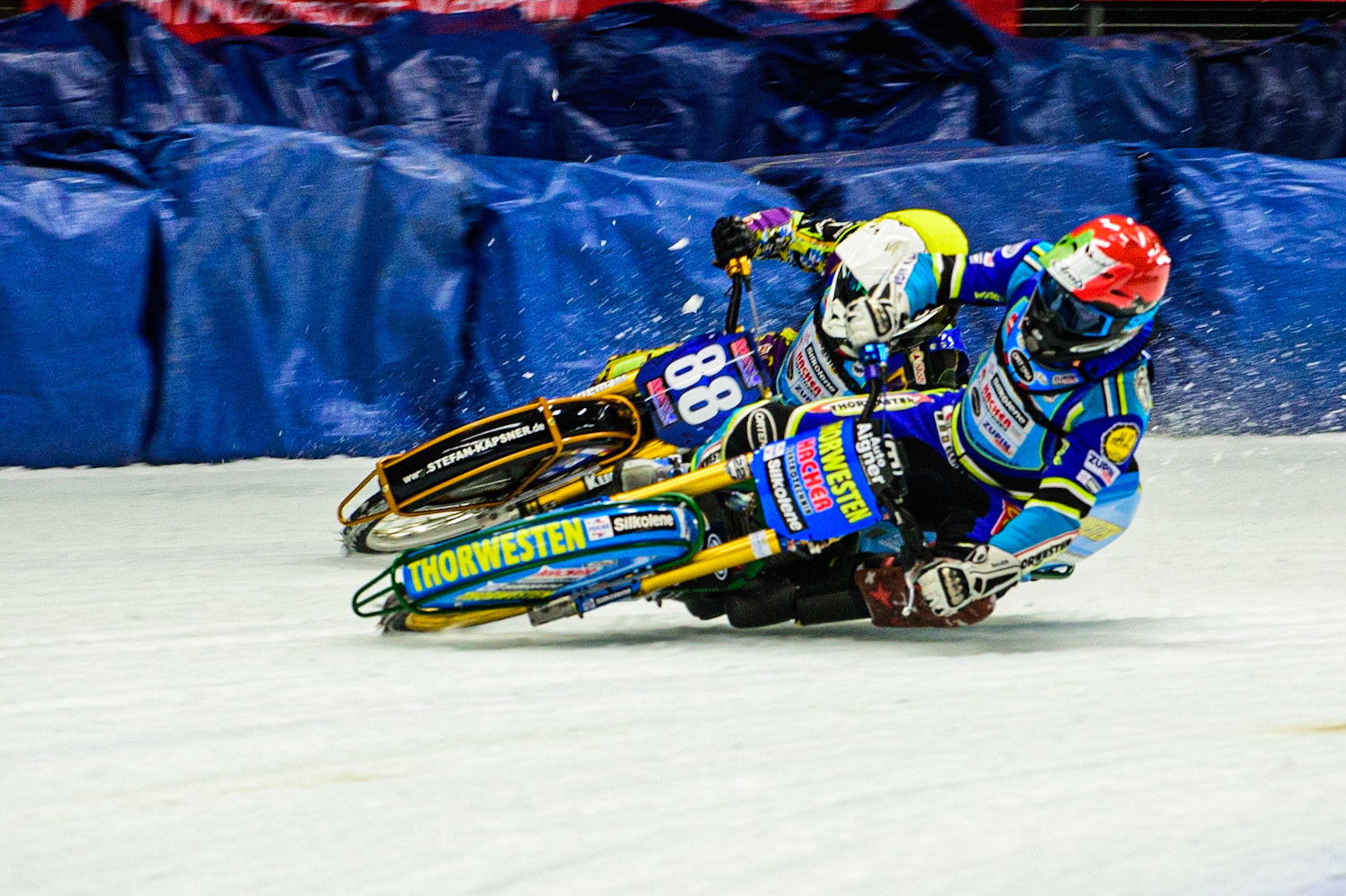 Luca Bauer (Red) leads Max Niedermaier (Yellow) during the Race of Legends at the Max-Aicher-Arena, Inzell on Friday 17th March 2023. (Photo: Ian Charles | MI News)