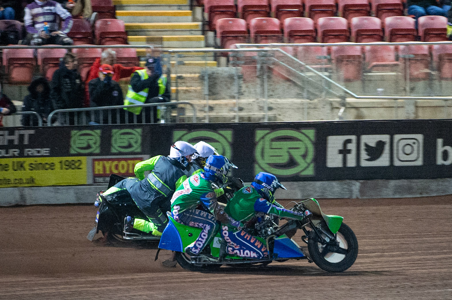 MANCHESTER, ENGLAND Jack Penfold & Kieran Ivy(6) (Blue) tries to pass Philip Wynn & Adam Cowper Smith(11) (White) during the  ACU Sidecar Speedway Manchester Masters,  Belle Vue National Speedway Stadium, Manchester Saturday 12 October 2019 (Credit: Ian Charles | MI News)