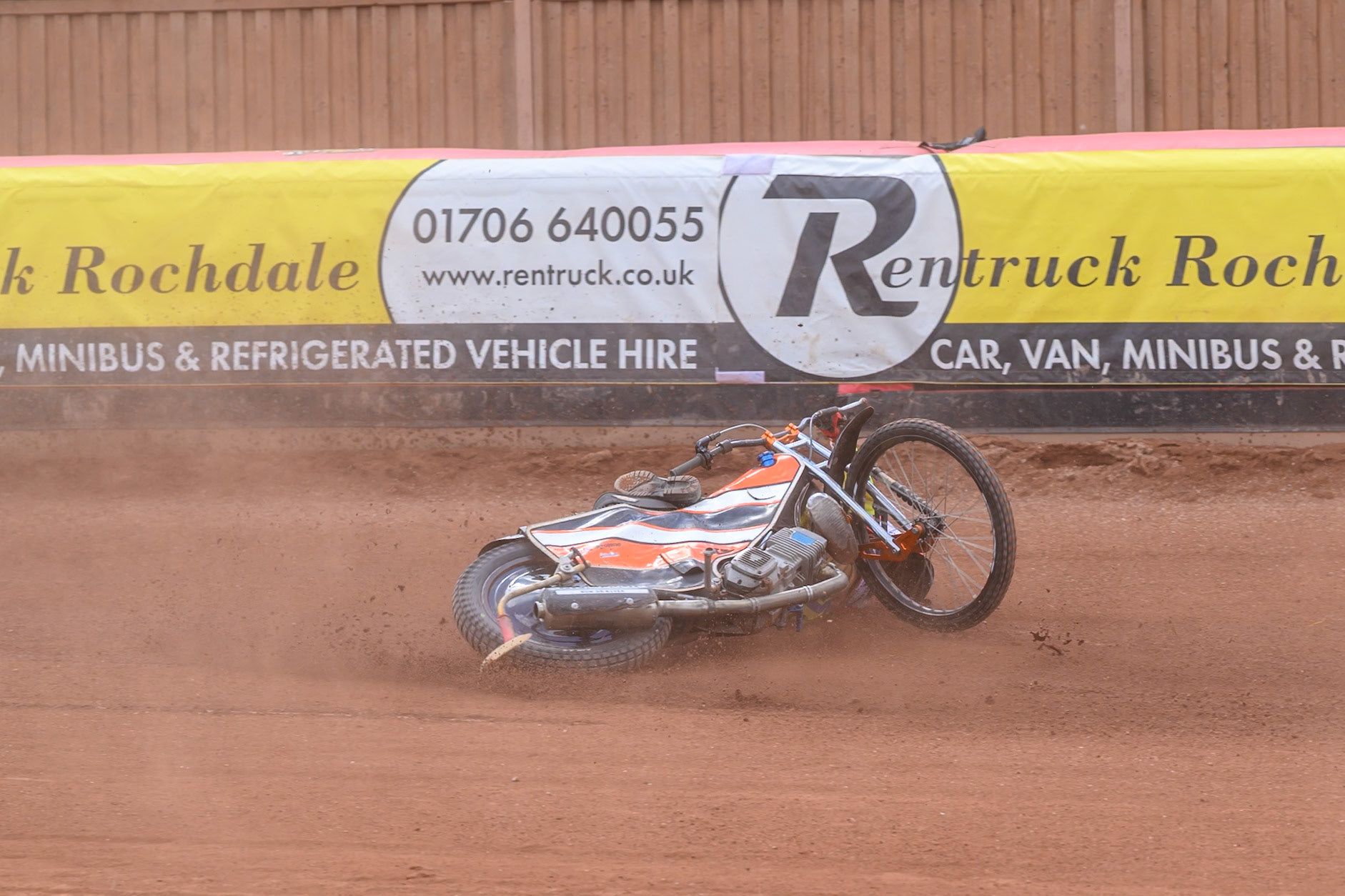 JR ASHWORTH &amp; SONS COLTS ACADEMY INDIVIDUALHarry Fletcher in Yellow rides inside Senna Summers in Blue before he slides off during the JR Ashworth &amp; Sons Colts Individual at the National Speedway Stadium, Manchester on Sunday 10th May 2026. (Photo: Ian Charles | MI News)