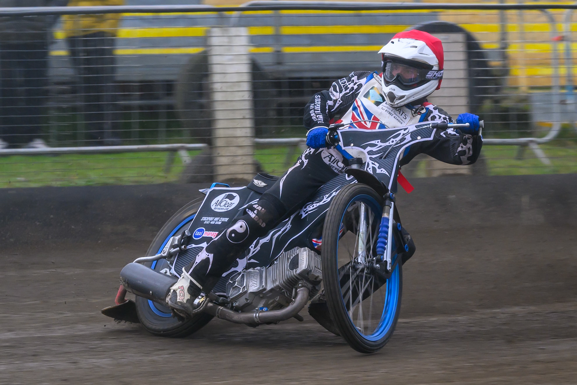 Jason Garrity in action during the Derbyshire Open at Hi-Edge Speedway, Buxton on Sunday 27th September 2026. (Photo: Ian Charles | MI News)