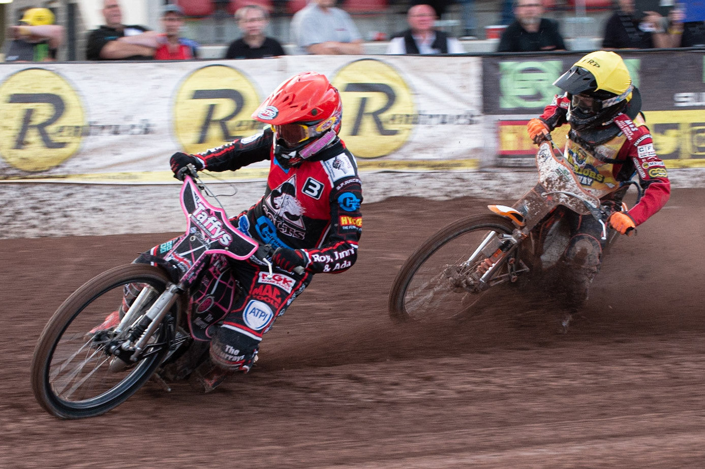 Photo: Ian Charles

Leon Flint  (Red) leads Jack Smith  (White)

Belle Vue Colts v Isle Of Wight Warriors, SGB National League KO Cup Quarter Final 1st Leg, Belle Vue National Speedway Stadium, Manchester, Monday 22  July  2019