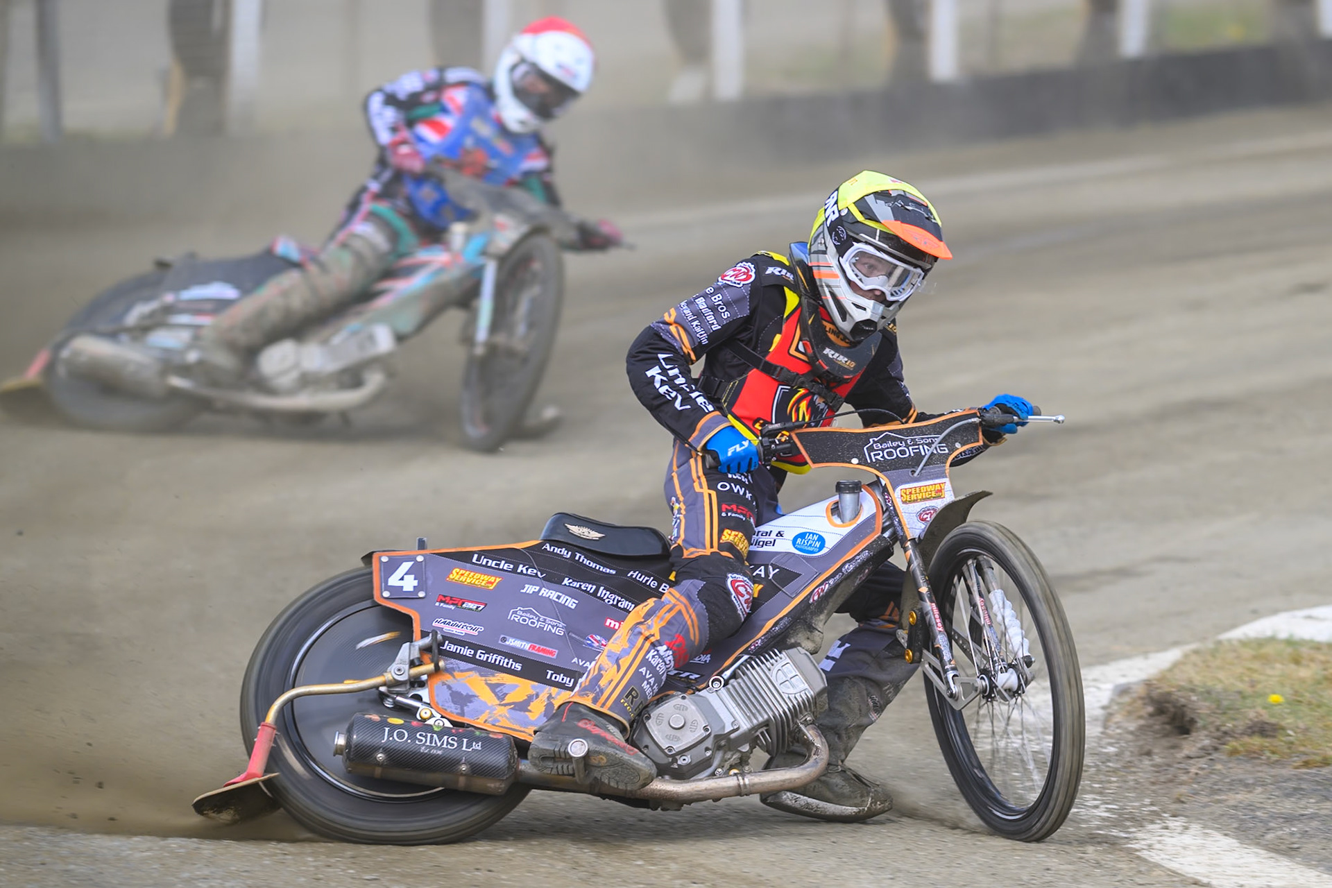 Ryan Ingram of Leicester Lion Cubs  in Yellow leading Alfie Bowtell of Buxton Bulls  in Red  during the Challenge match between Buxton Bulls and Leicester Lion Cubs at Hi-Edge Speedway, Buxton on Sunday 26th April 2026. (Photo: Ian Charles | MI News)