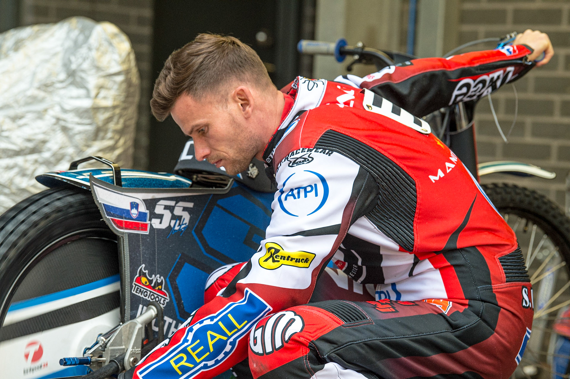 MANCHESTER, UK. JUN 13TH Matej Zagar works on his bike during the SGB Premiership match between Belle Vue Aces and Wolverhampton  Wolves at the National Speedway Stadium, Manchester on Monday 13th June 2022. (Credit: Ian Charles | MI News)