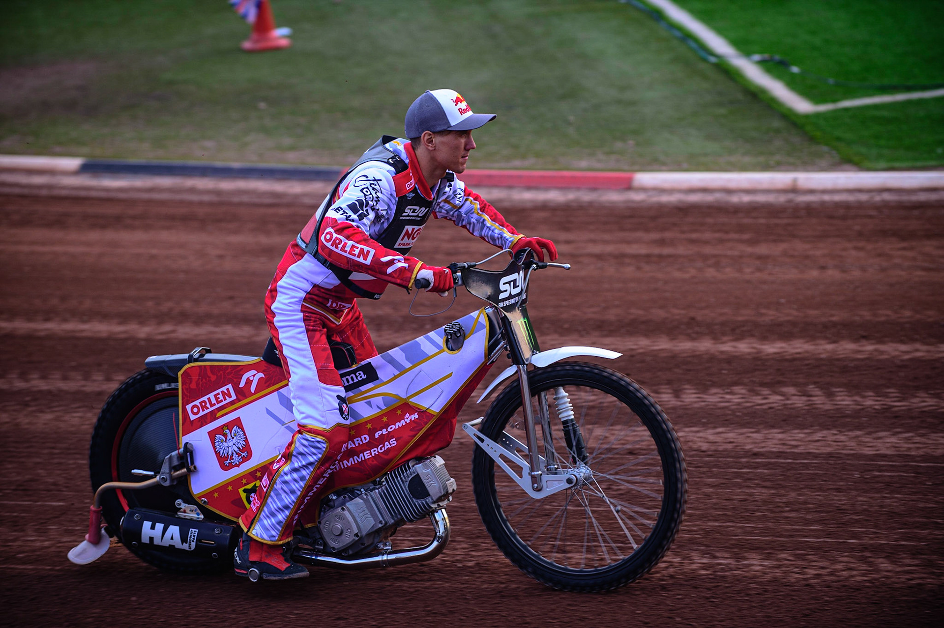 MANCHESTER, UK. OCT 16TH Maciej Janowski of Poland on the parade during the Monster Energy FIM Speedway of Nations at the National Speedway Stadium, Manchester on Saturday  16th October 2021. (Credit: Ian Charles | MI News)