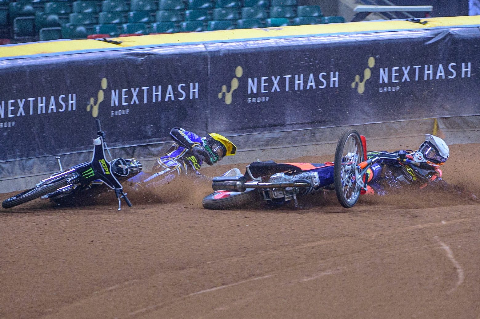Andžejs Ļebedevs (29) (White) collides with Jason Doyle (69) (Yellow) on the opening turn during the FIM  Speedway Grand Prix of Great Britain at the Principality Stadium, Cardiff on Saturday 13th August 2022. (Credit: Ian Charles | MI News