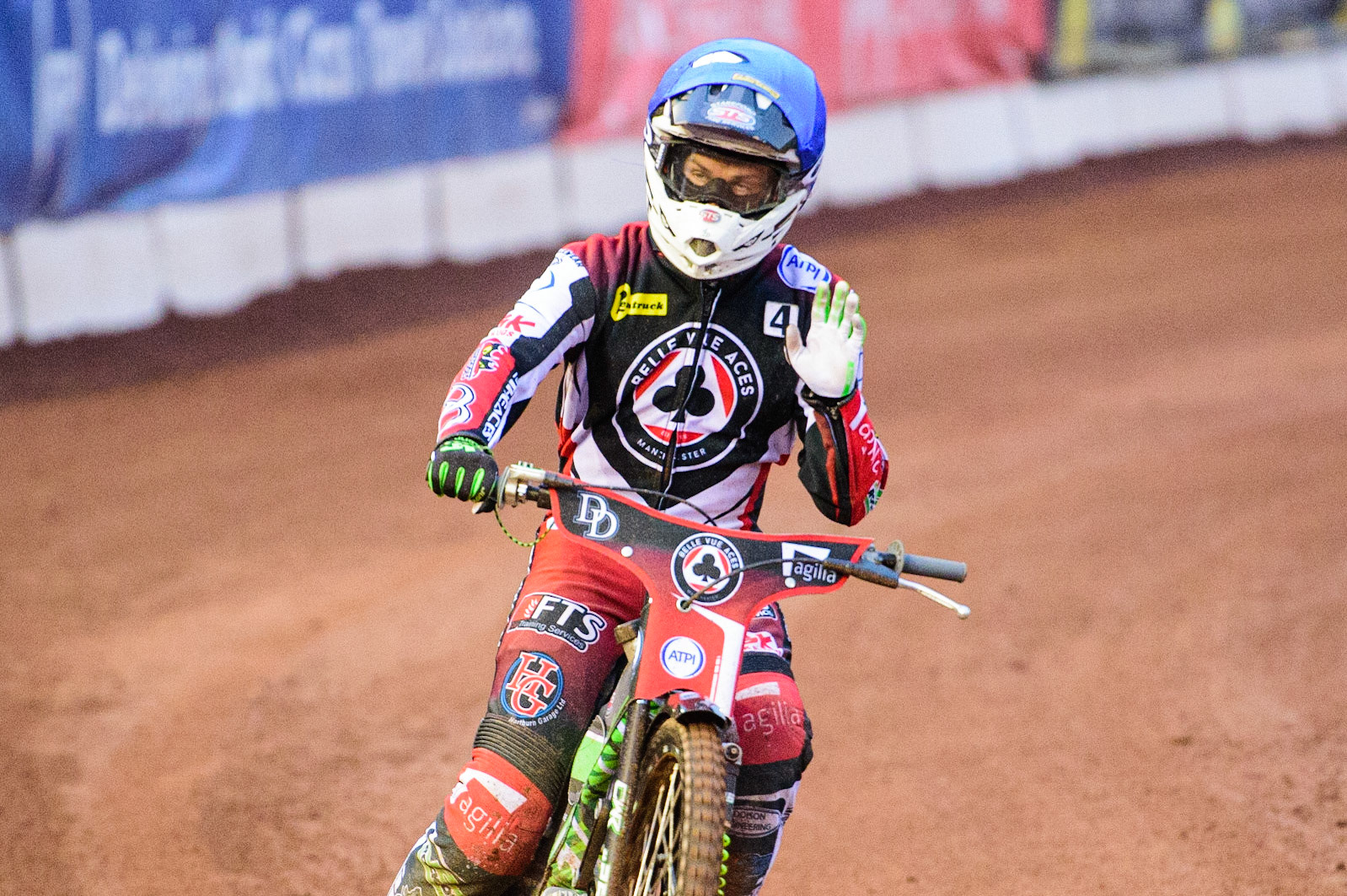 Charles Wright acknowledges the cheers after his heat win during the SGB Premiership match between Belle Vue Aces and Peterborough at the National Speedway Stadium, Manchester on Monday 25th July 2022. (Credit: Ian Charles | MI News