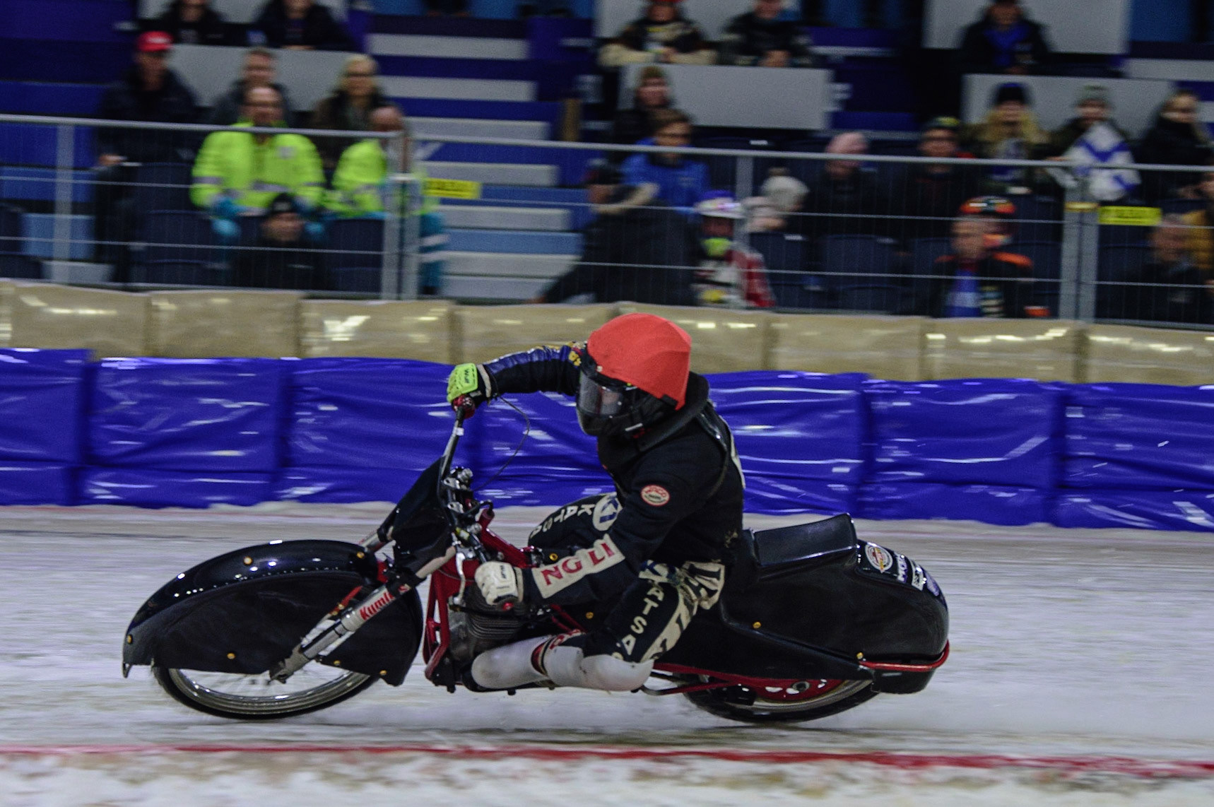 HEERENVEEN, NL. APR 1. Henri Ahlbom in action  during the ROLOEF THIJS BOKAAL  at Ice Rink Thialf, Heerenveen on Friday 1st April 2022. (Credit: Ian Charles | MI News)