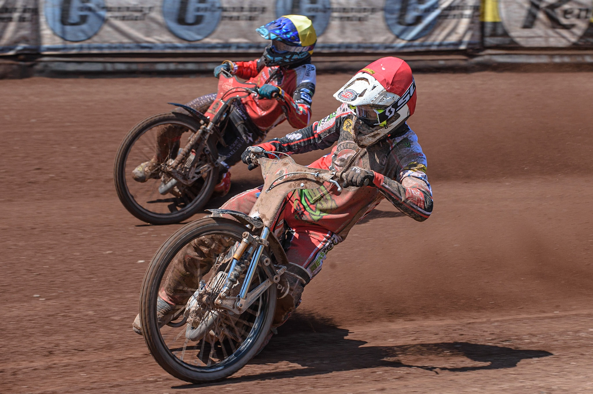 MANCHESTER, UK. MAY 31ST  Richie Worrall  (Red) inside Ulrich Ostergaard  (Yellow) during the SGB Premiership match between Belle Vue Aces and Peterborough at the National Speedway Stadium, Manchester on Monday 31st May 2021. (Credit: Ian Charles | MI News)