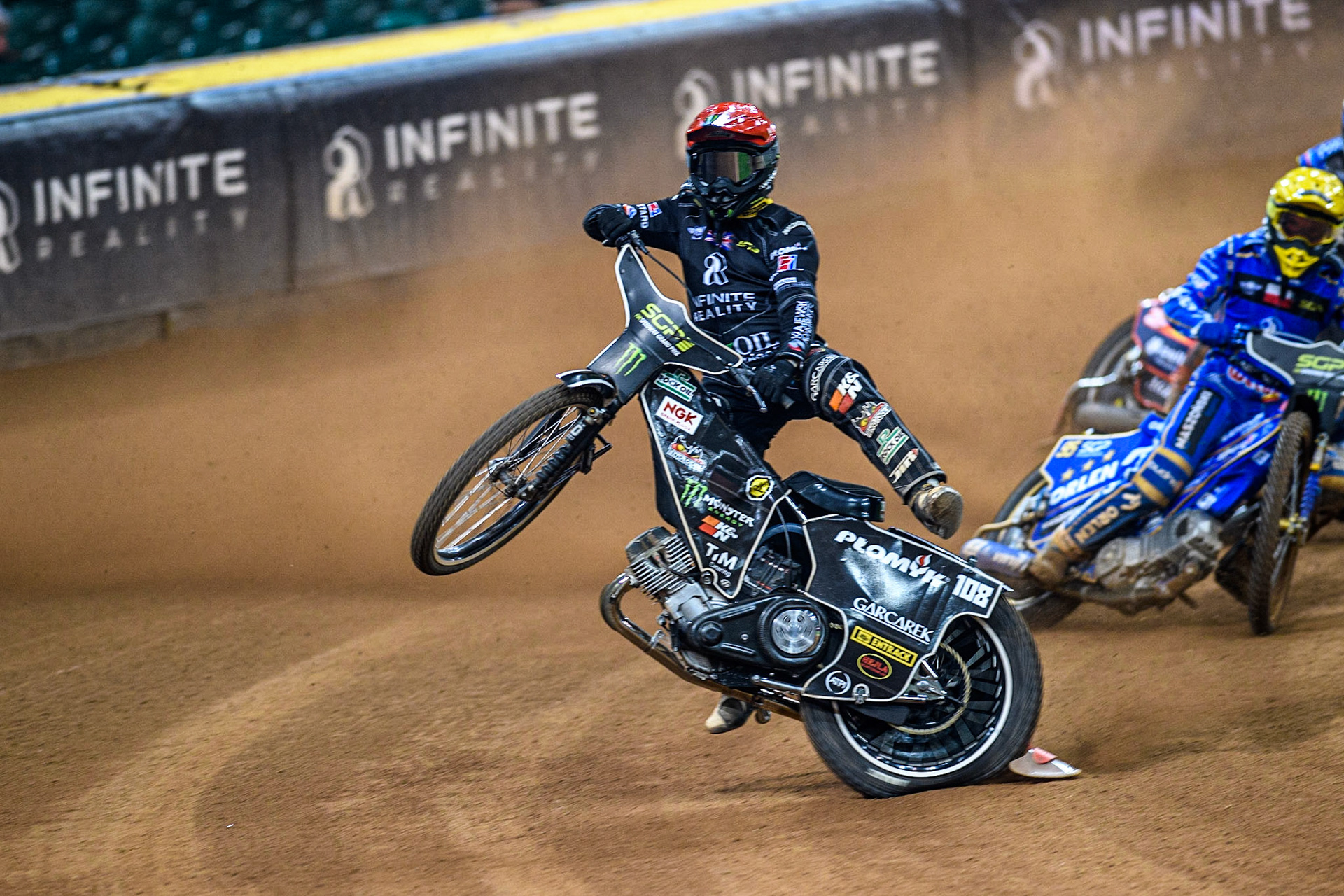 Tai Woffinden (108) (Red) picks up some drive and crashes whilst leading Heat 16 during the FIM Speedway Grand Prix of Great Britain at the Principality Stadium, Cardiff on Saturday 2nd September 2023. (Photo: Ian Charles | MI News)