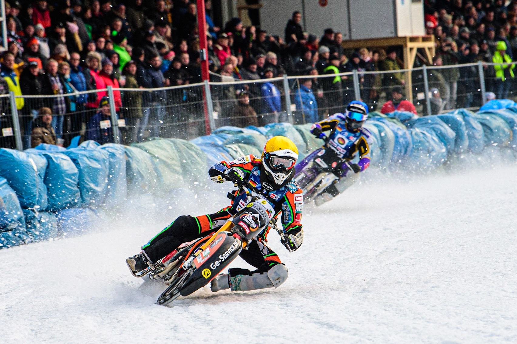 Markus Jell (Yellow) leads Christoph Kirchner (Blue) during the German Individual Ice Speedway Championship at Horst-Dohm-Eisstadion, Berlin on Friday 3rd March 2023. (Photo: Ian Charles | MI News)
