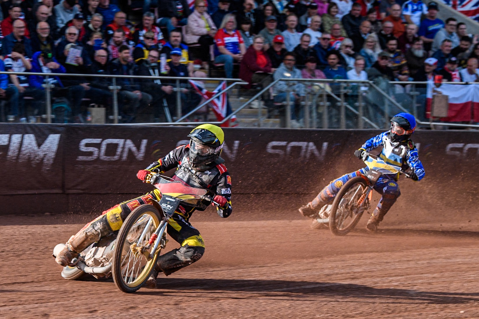 Norick Blödorn of Germany in Blue leading Jacob Thorssell of Sweden during the Monster Energy FIM Speedway of Nation Final at the National Speedway Stadium, Manchester on Saturday 13th July 2024. (Photo: Ian Charles | MI News)