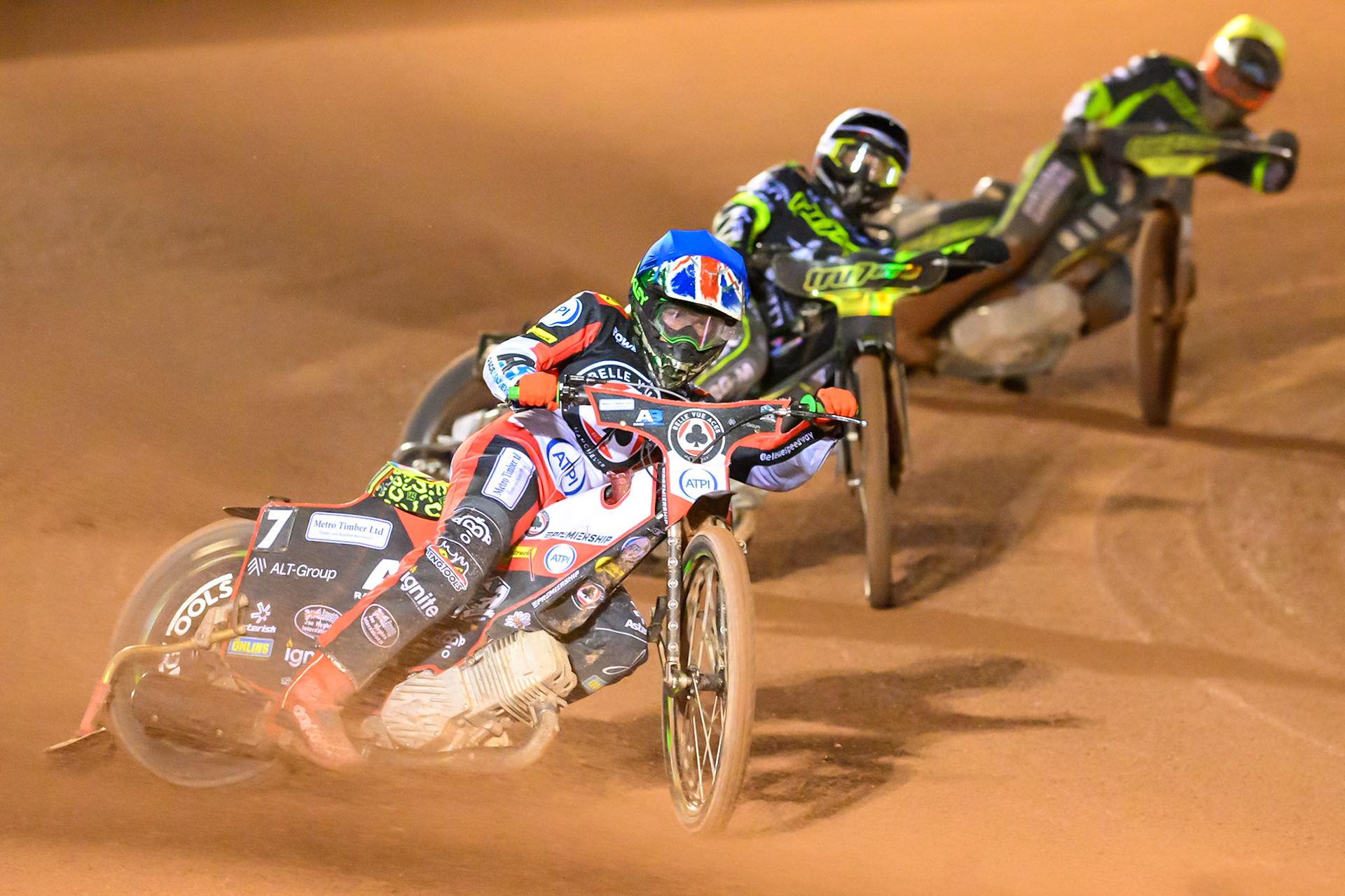 William Cairns of Belle Vue Aces in Blue  leading Tobias Musielak of Ipswich Witches in White  and Jason Edwards of Ipswich Witches in Yellow during the Rowe Motor Oil Premiership Play Off Semi Final 2nd leg match between Belle Vue Aces and Ipswich Witches at the National Speedway Stadium, Manchester on Monday 28th September 2026. (Photo: Ian Charles | MI News)