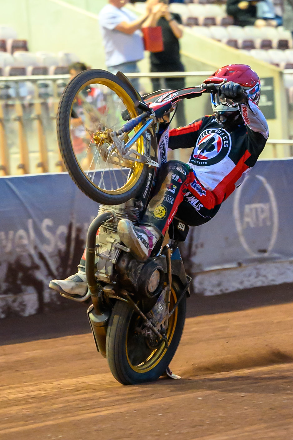 Jason Doyle of Belle Vue Aces celebrates with a wheelie during the Rowe Motor Oil Premiership match between Belle Vue Aces and Leicester Lions at the National Speedway Stadium, Manchester on Monday 3rd August 2026. (Photo: Ian Charles | MI News)
