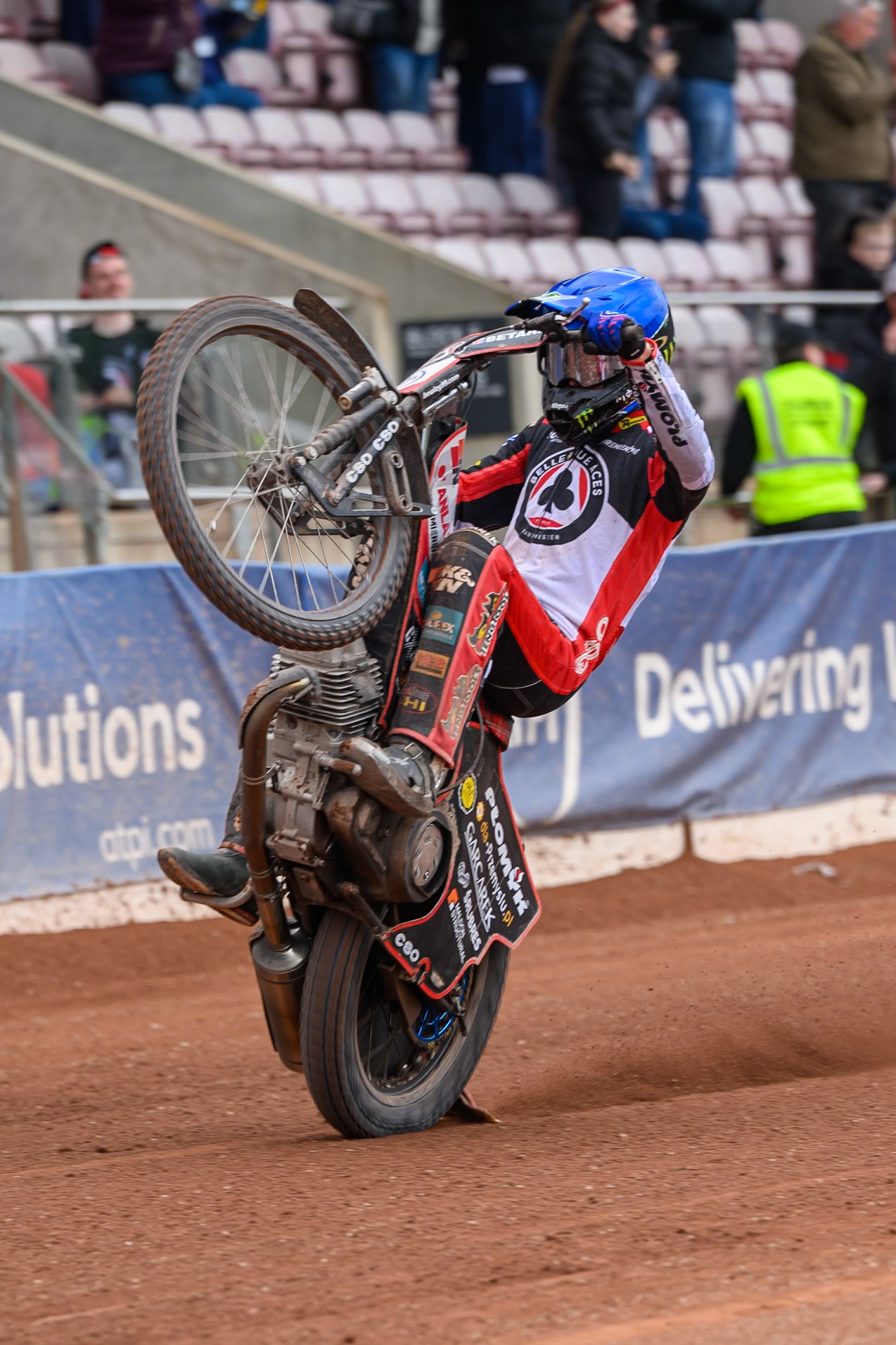 Dan Bewley of Belle Vue Aces does a wheelie during the Rowe Motor Oil Premiership match between Belle Vue Aces and Northampton Foxes at the National Speedway Stadium, Manchester on Monday 4th May 2026. (Photo: Ian Charles | MI News)