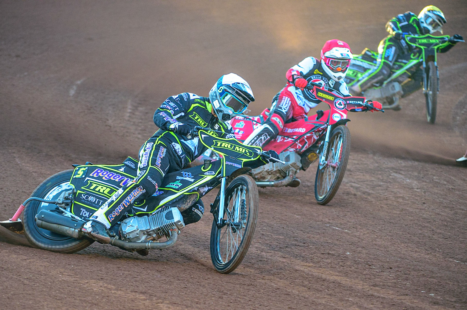 Troy Batchelor  (White) leads Max Fricke  (Red) and Danyon Hume  (Yellow) during the SGB Premiership match between Belle Vue Aces and Ipswich Witches at the National Speedway Stadium, Manchester on Monday 8th August 2022. (Credit: Ian Charles | MI News)
