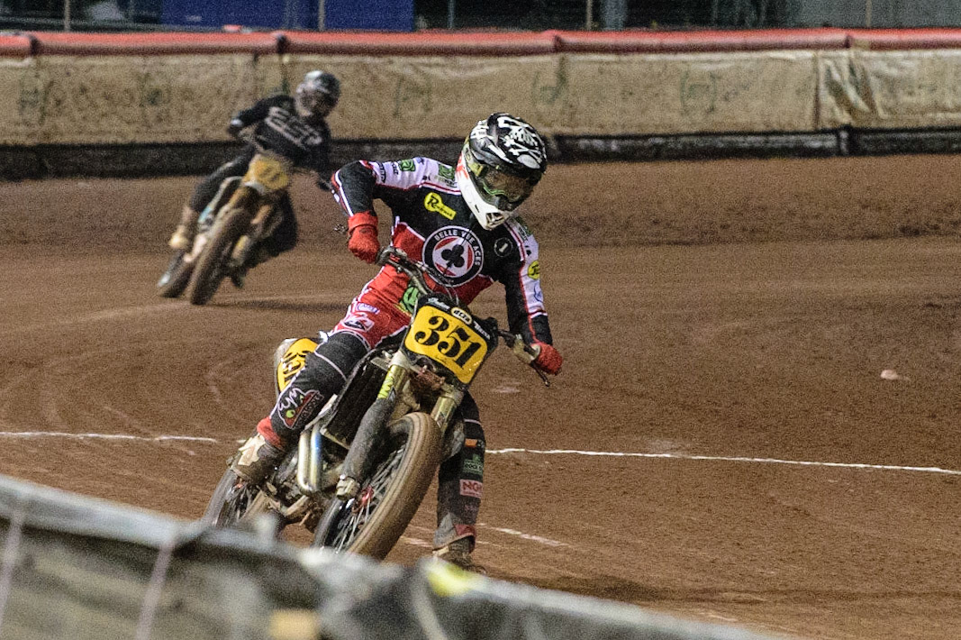 MANCHESTER, UK. OCT 30TH   Dan Bewley (351) in the flat track final during the Manchester Masters Sidecar Speedway and Flat Track Racing at the National Speedway Stadium, Manchester on Saturday 30th October 2021. (Credit: Ian Charles | MI News)