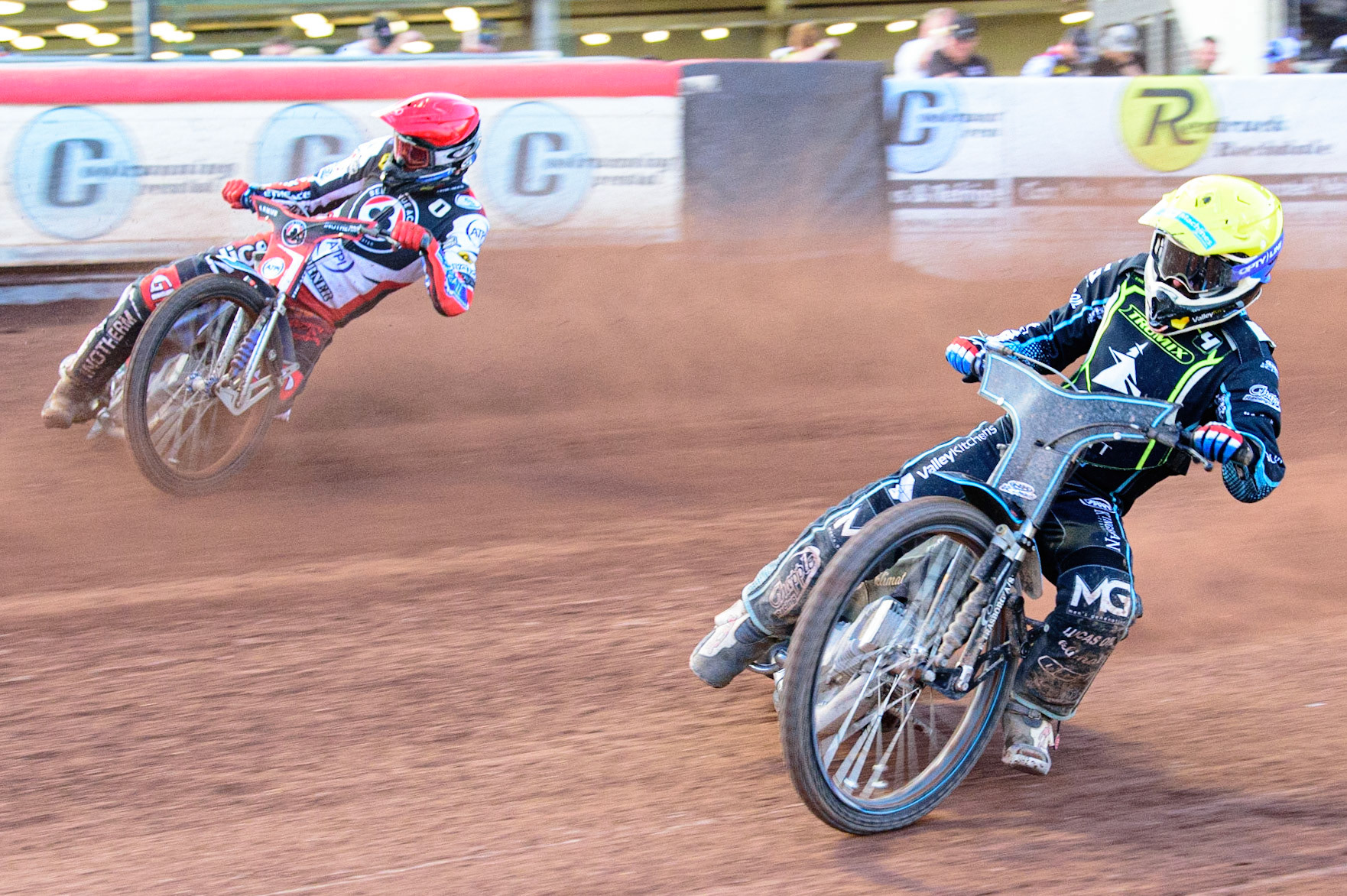 Rohan Tungate (Yellow) inside Matej Zagar  (Red) during the SGB Premiership match between Belle Vue Aces and Ipswich Witches at the National Speedway Stadium, Manchester on Monday 8th August 2022. (Credit: Ian Charles | MI News)