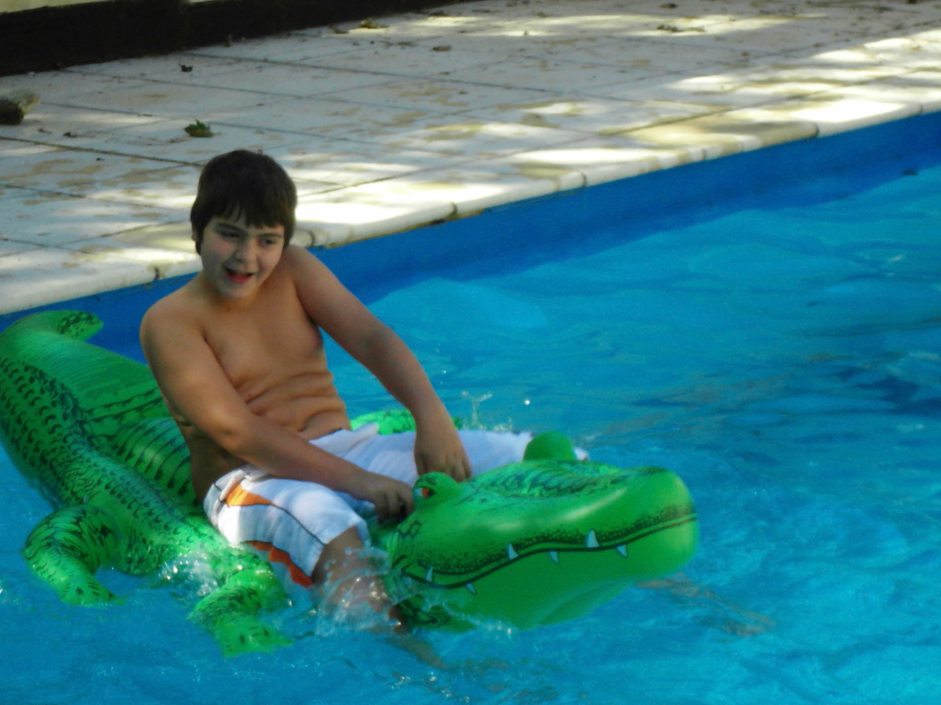 SAMSUNG DIGITAL CAMERA