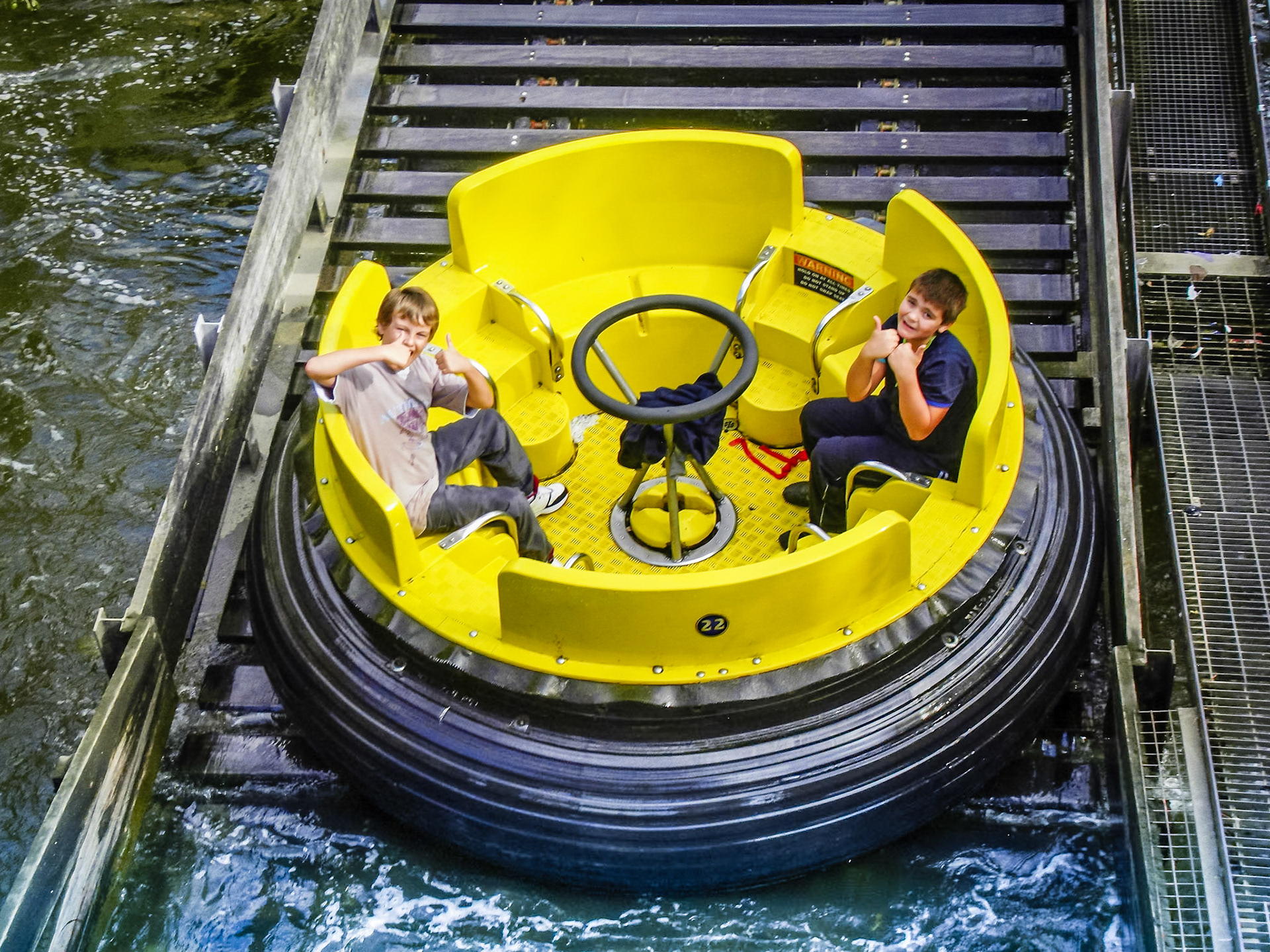 SAMSUNG DIGITAL CAMERA