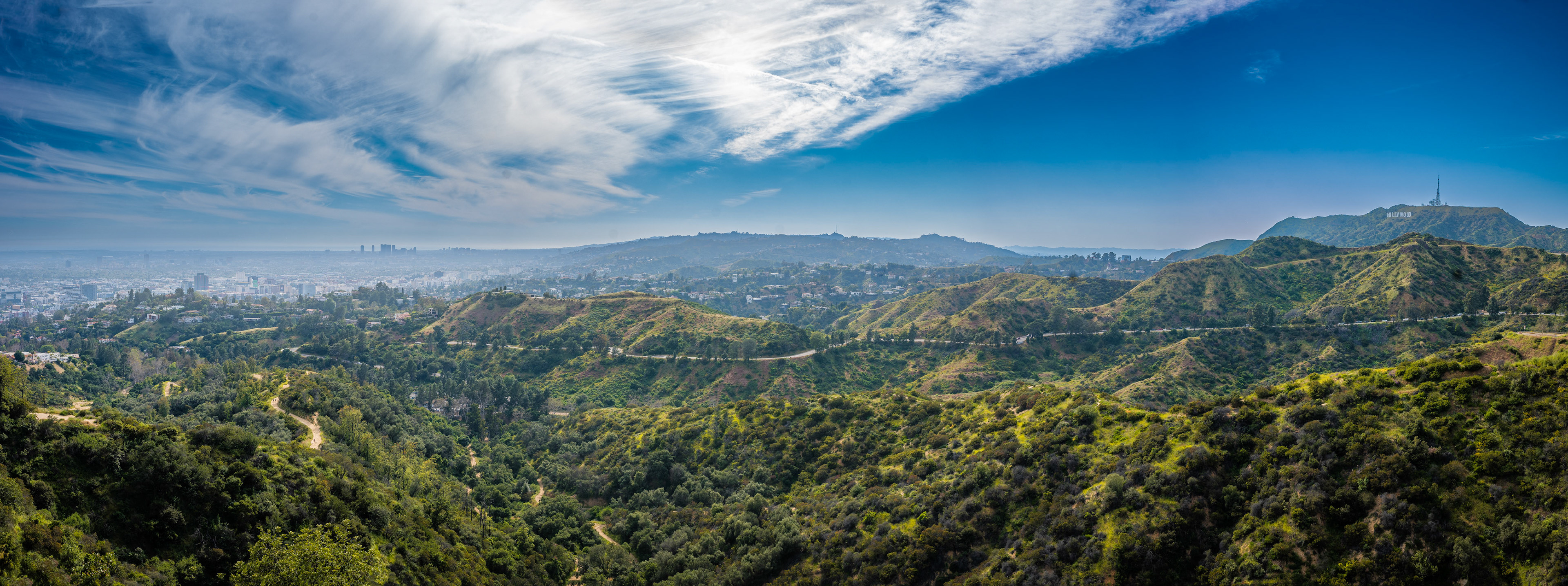 Panorama van Los Angeles en Hollywood Sign