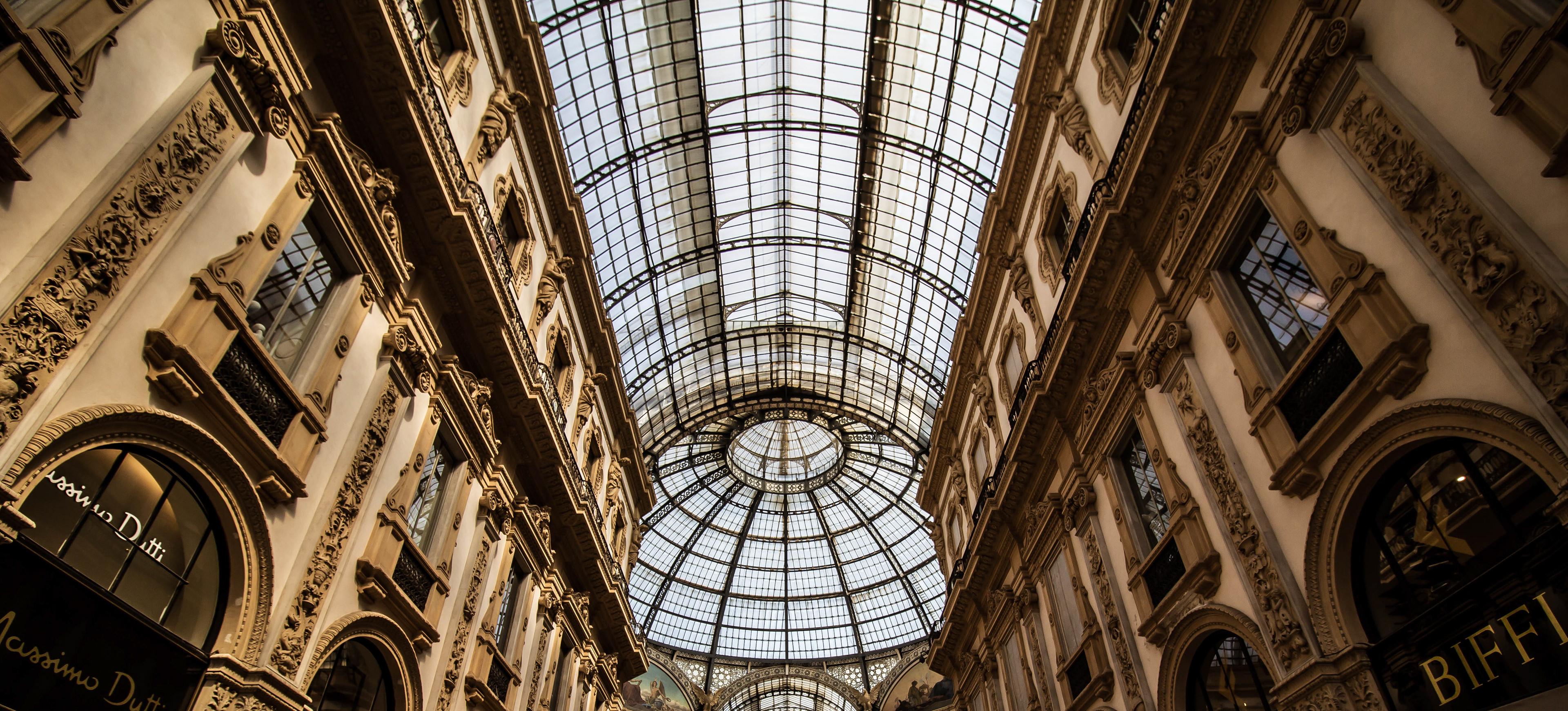 Somwhere, Milano