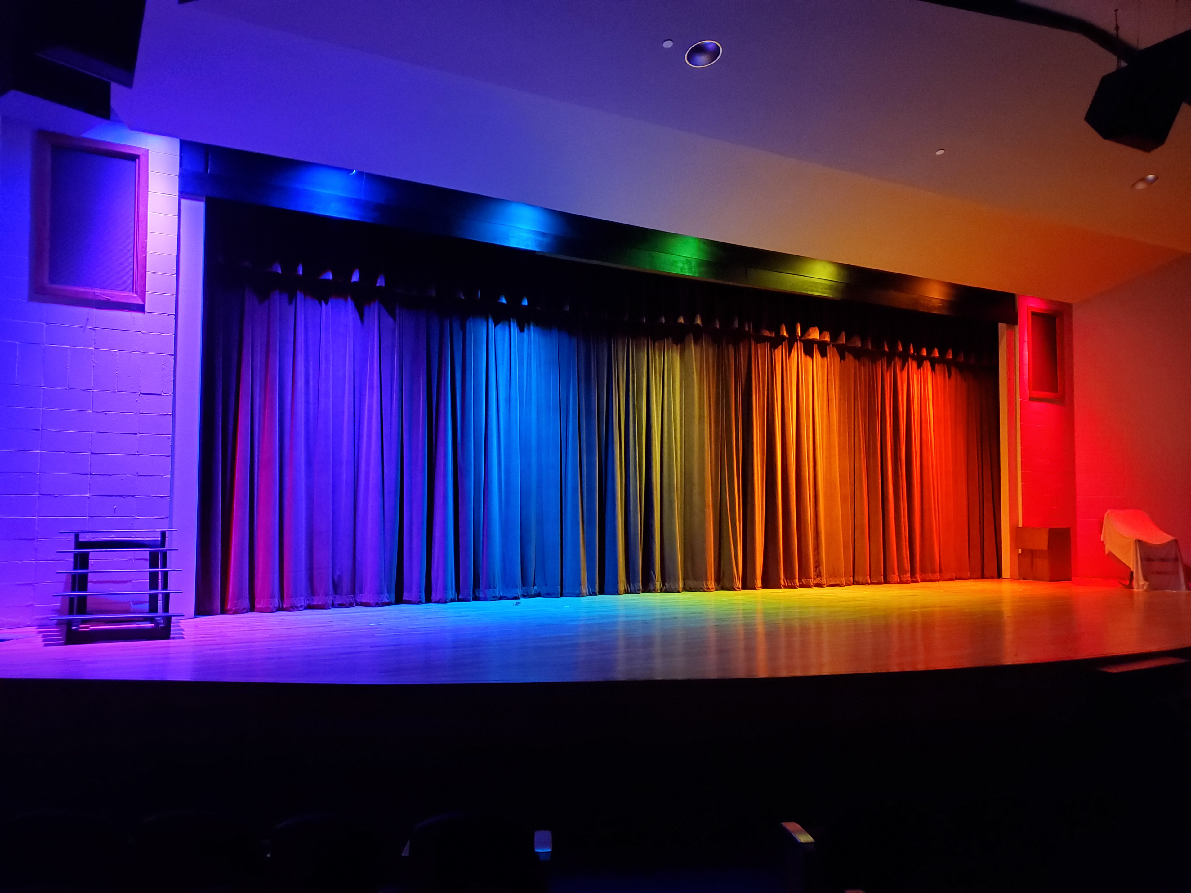 Pre-show and Intermission Lighting