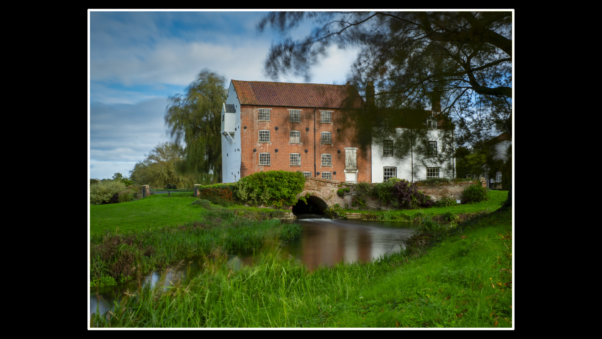 Bintree Watermill
