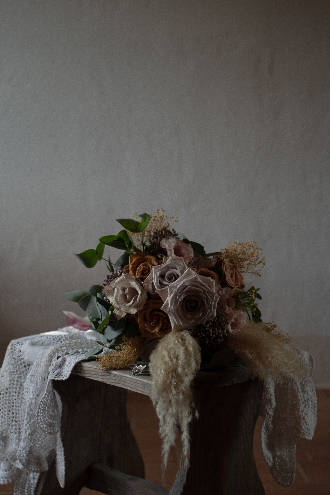 Fotografia di Arianna Macherelli, specializzata in Fotografia di Matrimonio, dettaglio del bouquet della sposa