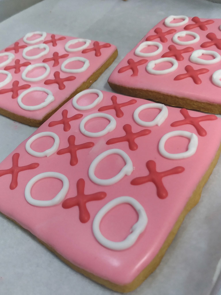 Renaud's Iced Cookies Valentine's Hugs and Kisses Design by Novastarr Nelson