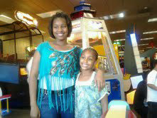 Kemontay with Mother & Shanya in PWC VA 2012 (Shanya & Tasia Chucky Cheese Woodbridge)