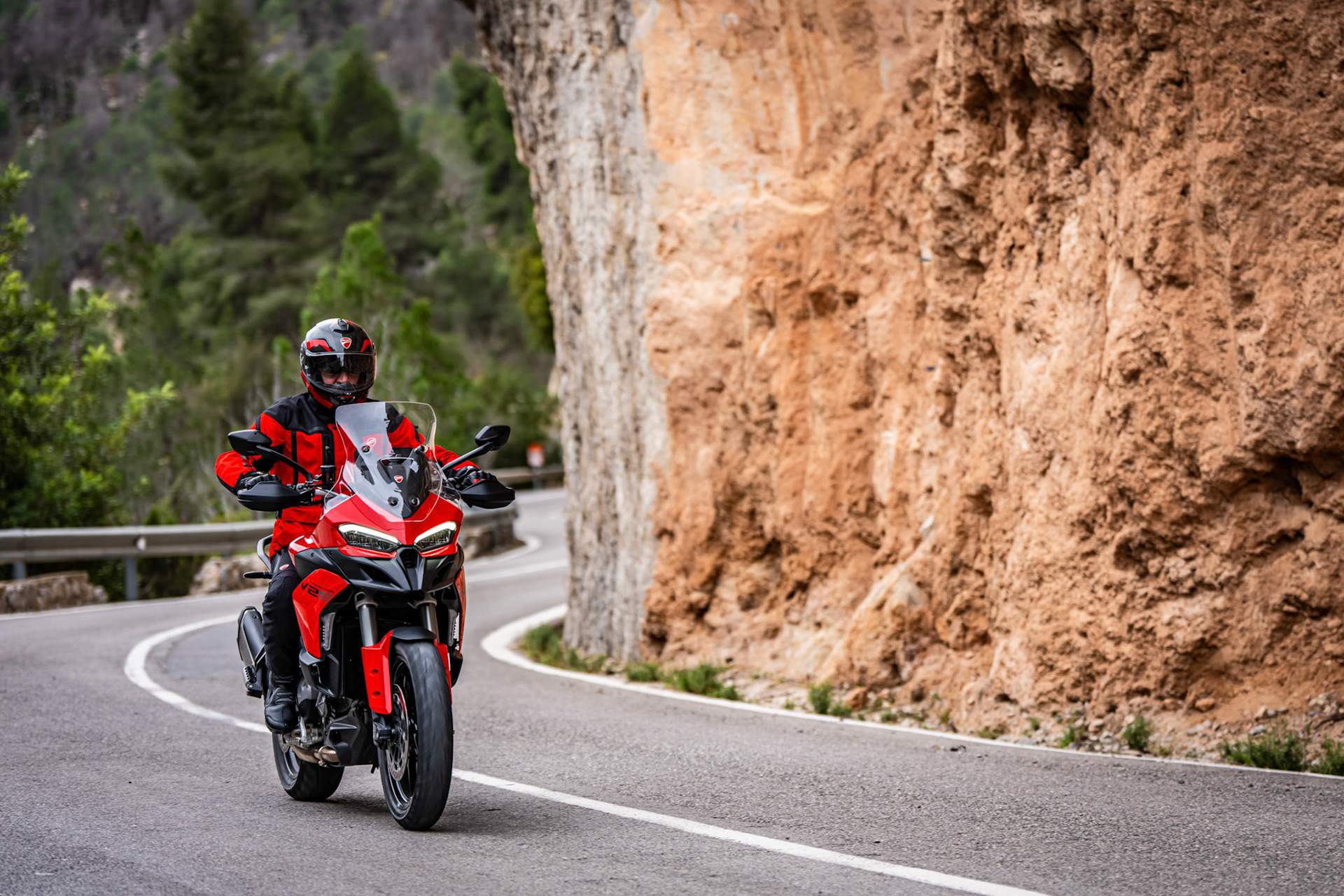 PRESS LAUNCH DUCATI MULTISTRADA V2 - 2025