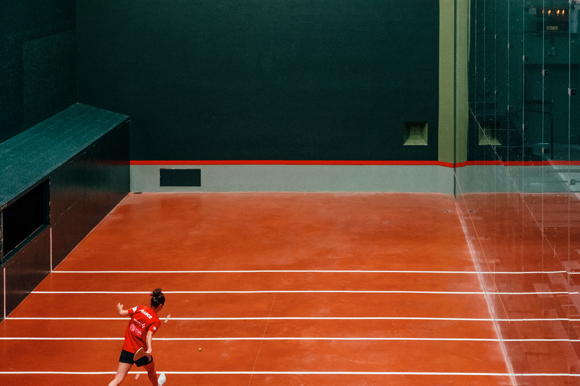 France, Bayonne, 2023-06-15. Basque pelota, a history of transmission in a sport with a long tradition. Discover the diversity of pelota with female players et with the French team's handi pelota section. Marie Goyenetche in training with her coach. Photograph by romain de sigalas / hans lucas. France, bayonne, 2023-06-15. La pelote Basque, une histoire de transmission dans un sport de longue tradition. A la rencontre de la diversite de la pelote avec les joueuses et egalement la section handi pelote de l equipe de France. Marie Goyenetche a l entrainement avec les conseils de son entraineur. Photographie de romain de sigalas / hans lucas.
