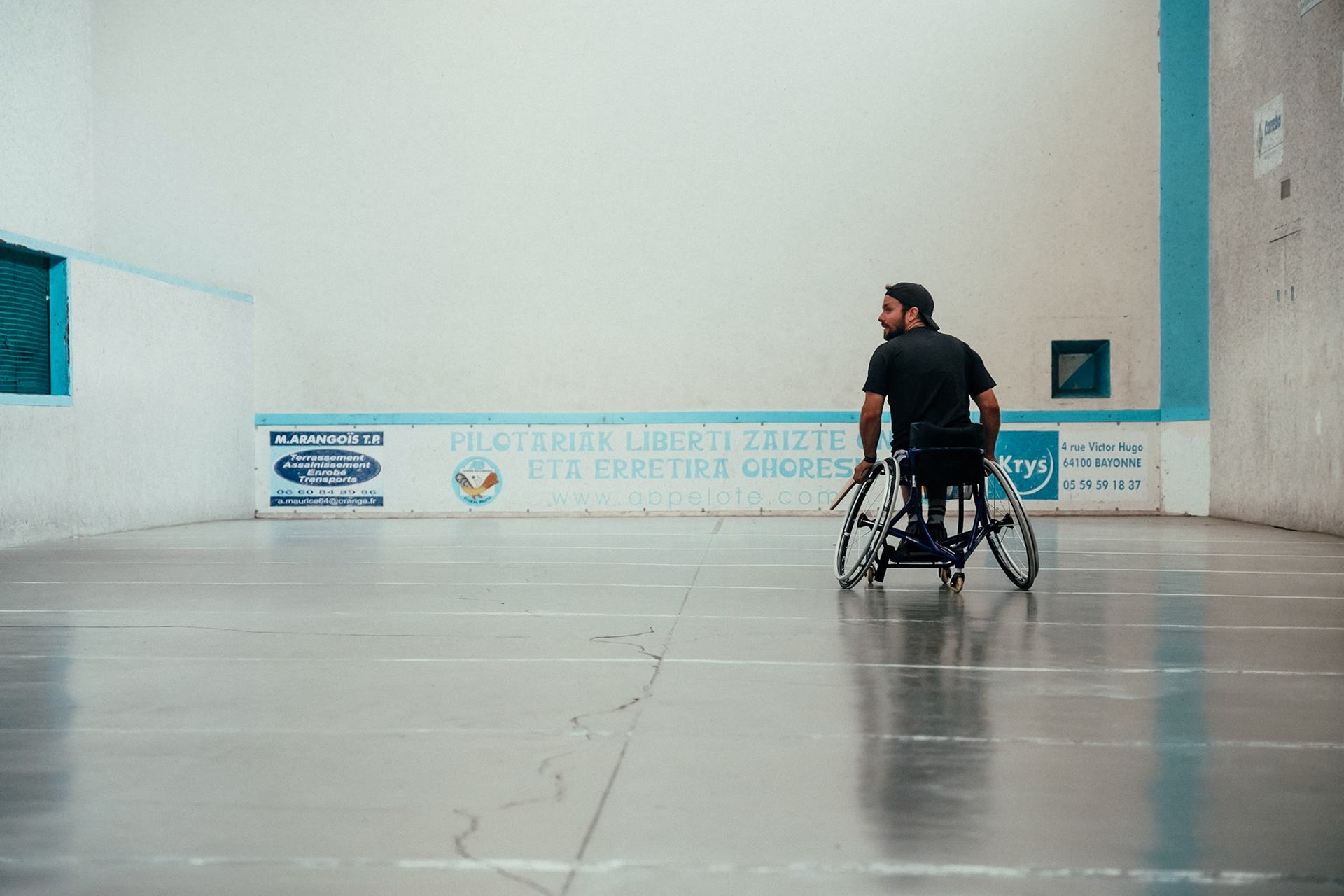 France, Bayonne, 2023-06-15. Basque pelota, a history of transmission in a sport with a long tradition. Discover the diversity of pelota with female players et with the French team's handi pelota section. Maixi was vice world champion in Para pelota at the last championships. The Biarritz pelota world championships were the very first to include a handi section (adapted pelota).Photograph by romain de sigalas / hans lucas. France, bayonne, 2023-06-15. La pelote Basque, une histoire de transmission dans un sport de longue tradition. A la rencontre de la diversite de la pelote avec les joueuses et egalement la section handi pelote de l equipe de France. Maixi est vice champion du monde  de Para pelote au dernier championnats. Les championnats du monde de pelote Basque à Biarritz furent les tous premiers a inclure une section handi  (pelote adapte). Photographie de romain de sigalas / hans lucas.