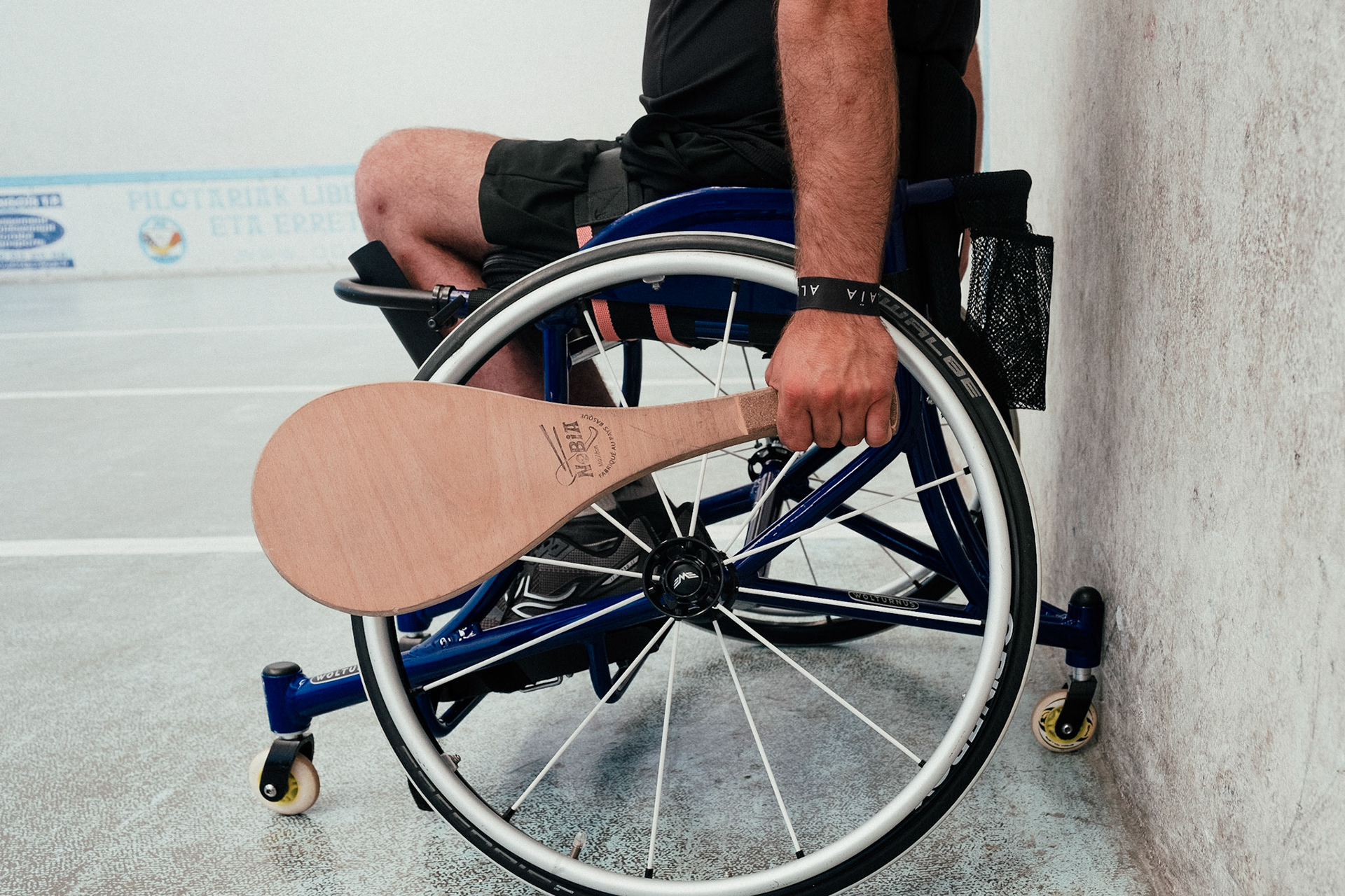 France, Bayonne, 2023-06-15. Basque pelota, a history of transmission in a sport with a long tradition. Discover the diversity of pelota with female players et with the French team's handi pelota section. The wheelchair becomes a sporting object in the same way as the boat in a rowing event. Photograph by romain de sigalas / hans lucas. France, bayonne, 2023-06-15. La pelote Basque, une histoire de transmission dans un sport de longue tradition. A la rencontre de la diversite de la pelote avec les joueuses et egalement la section handi pelote de l equipe de France. Le fauteuil devient un objet sportif au meme titre par exemple que l embarcation dans une epreuve d'aviron. Photographie de romain de sigalas / hans lucas.