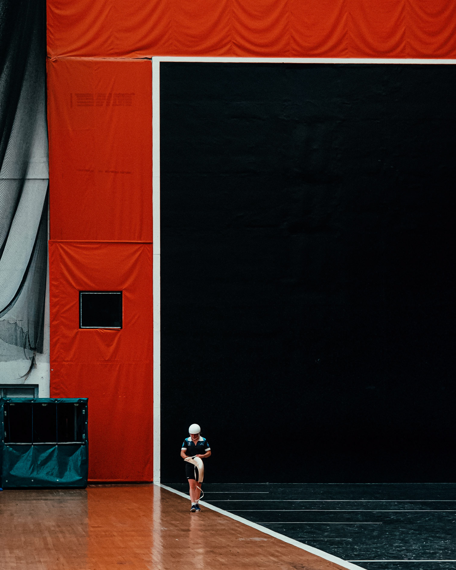 France, Bayonne, 2023-06-15. Basque pelota, a history of transmission in a sport with a long tradition. Discover the diversity of pelota with female players et with the French team's handi pelota section. Laureline readjusts her made-to-measure glove. Photograph by romain de sigalas / hans lucas. France, bayonne, 2023-06-15. La pelote Basque, une histoire de transmission dans un sport de longue tradition. A la rencontre de la diversite de la pelote avec les joueuses et egalement la section handi pelote de l equipe de France. Laureline reajuste son gant fait sur mesure. Photographie de romain de sigalas / hans lucas.