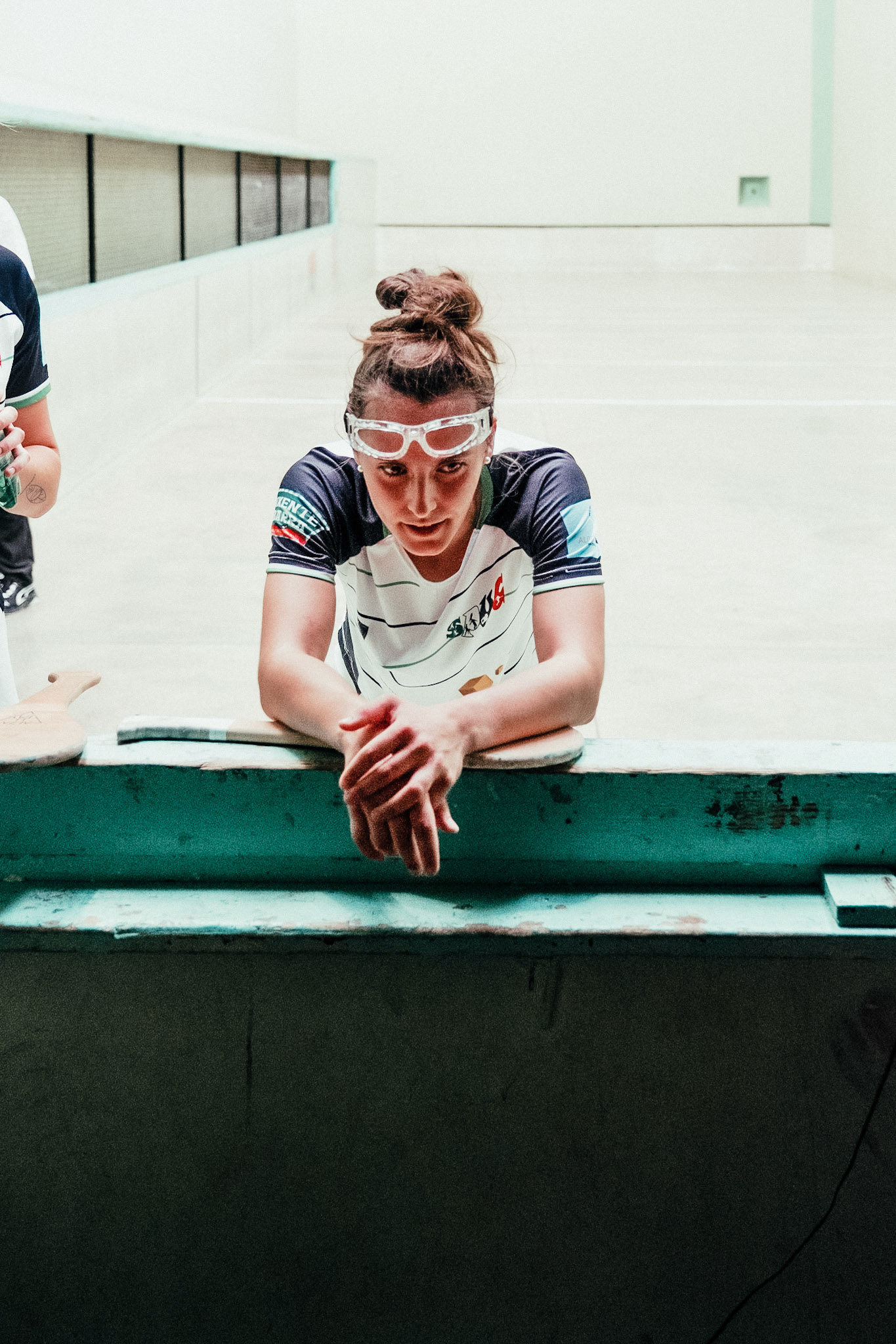 France, Bayonne, 2023-06-15. Basque pelota, a history of transmission in a sport with a long tradition. Discover the diversity of pelota with female players et with the French team's handi pelota section. Marie during the break. Coaches and players may request a break at any time during the game. Not to exceed one minute. Photograph by romain de sigalas / hans lucas. France, bayonne, 2023-06-15. La pelote Basque, une histoire de transmission dans un sport de longue tradition. A la rencontre de la diversite de la pelote avec les joueuses et egalement la section handi pelote de l equipe de France. Marie pendant la pause. Les entraineurs et joueuses peuvent demander une pause a tout moment du jeu. Ne depassant pas la minute. Photographie de romain de sigalas / hans lucas.